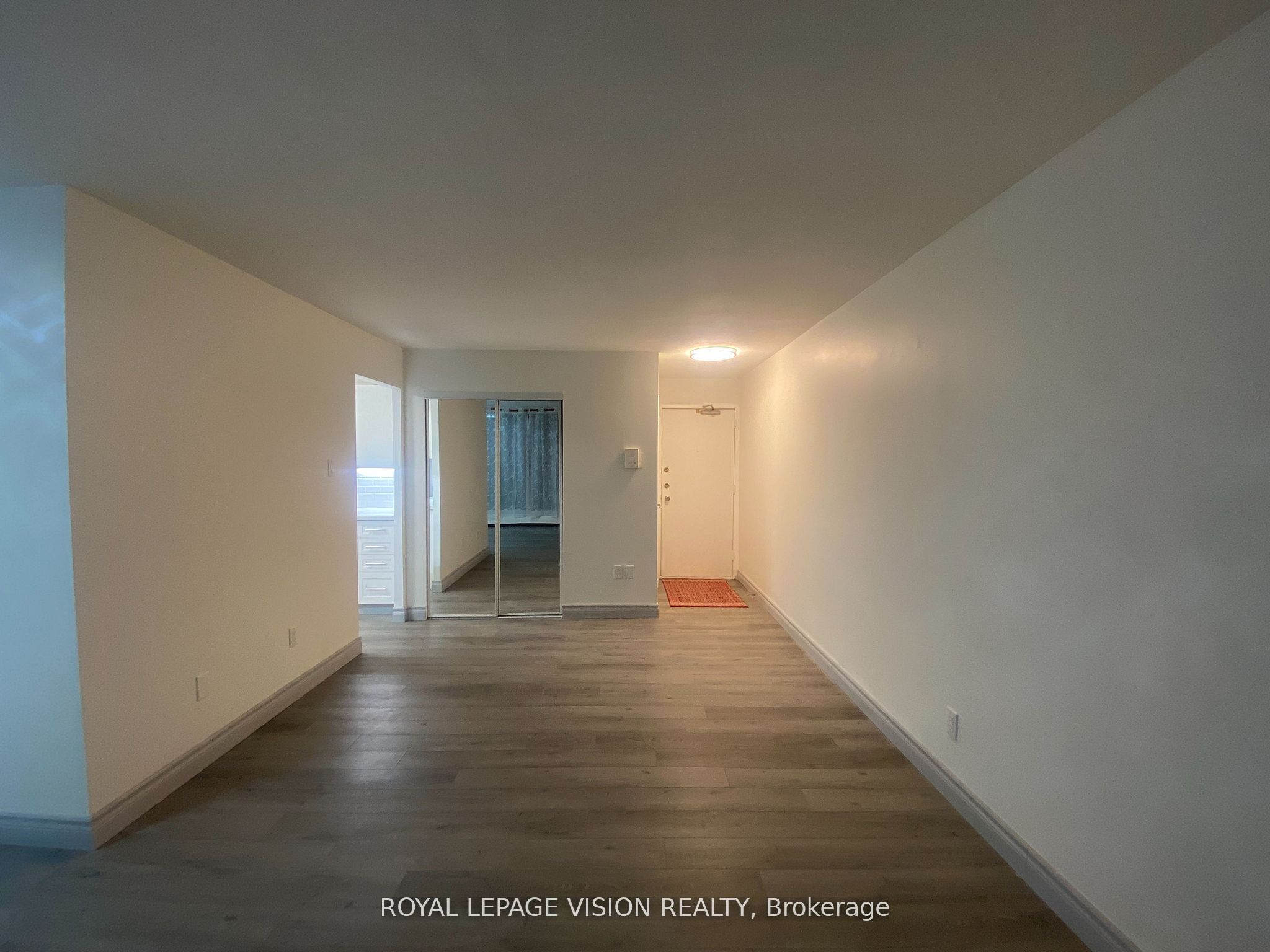 895 Kennedy Road 205, Toronto, ON M1K 2E9