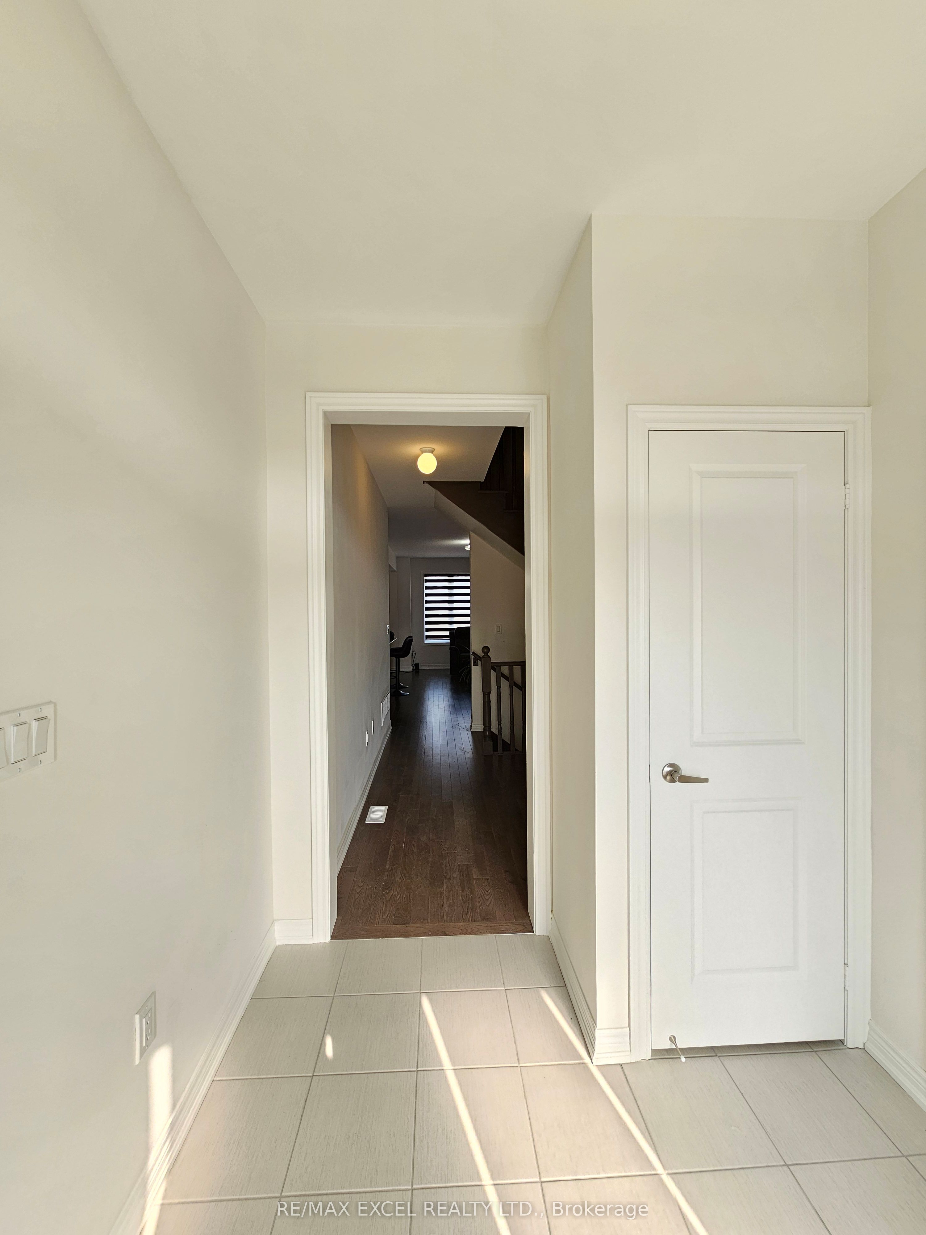 1273 WINDING WOODS Trail, Pickering, ON L1X 0R9