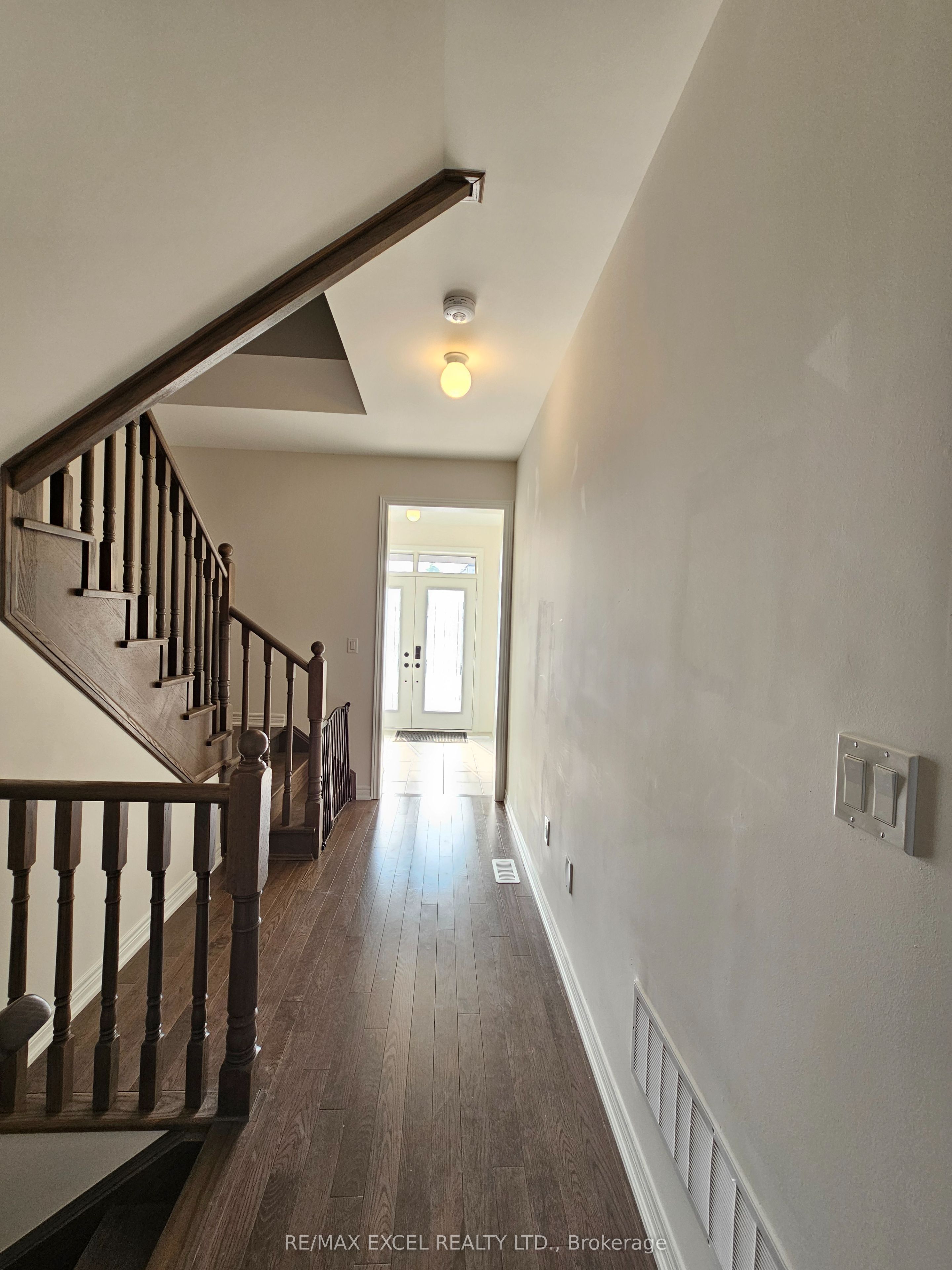 1273 WINDING WOODS Trail, Pickering, ON L1X 0R9 photo 3
