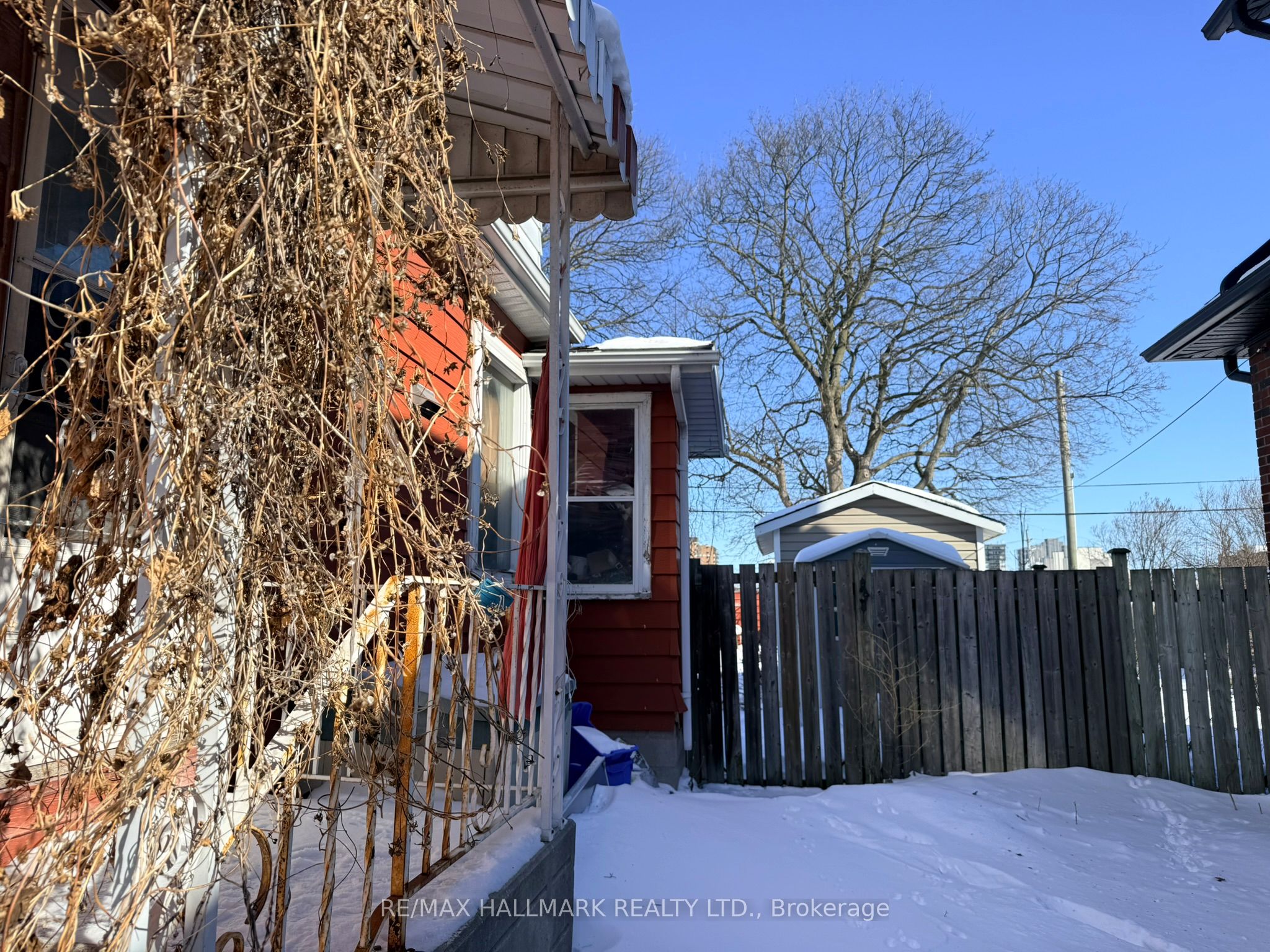 87 Gladstone Avenue, Oshawa, ON L1J 4E4 photo 4
