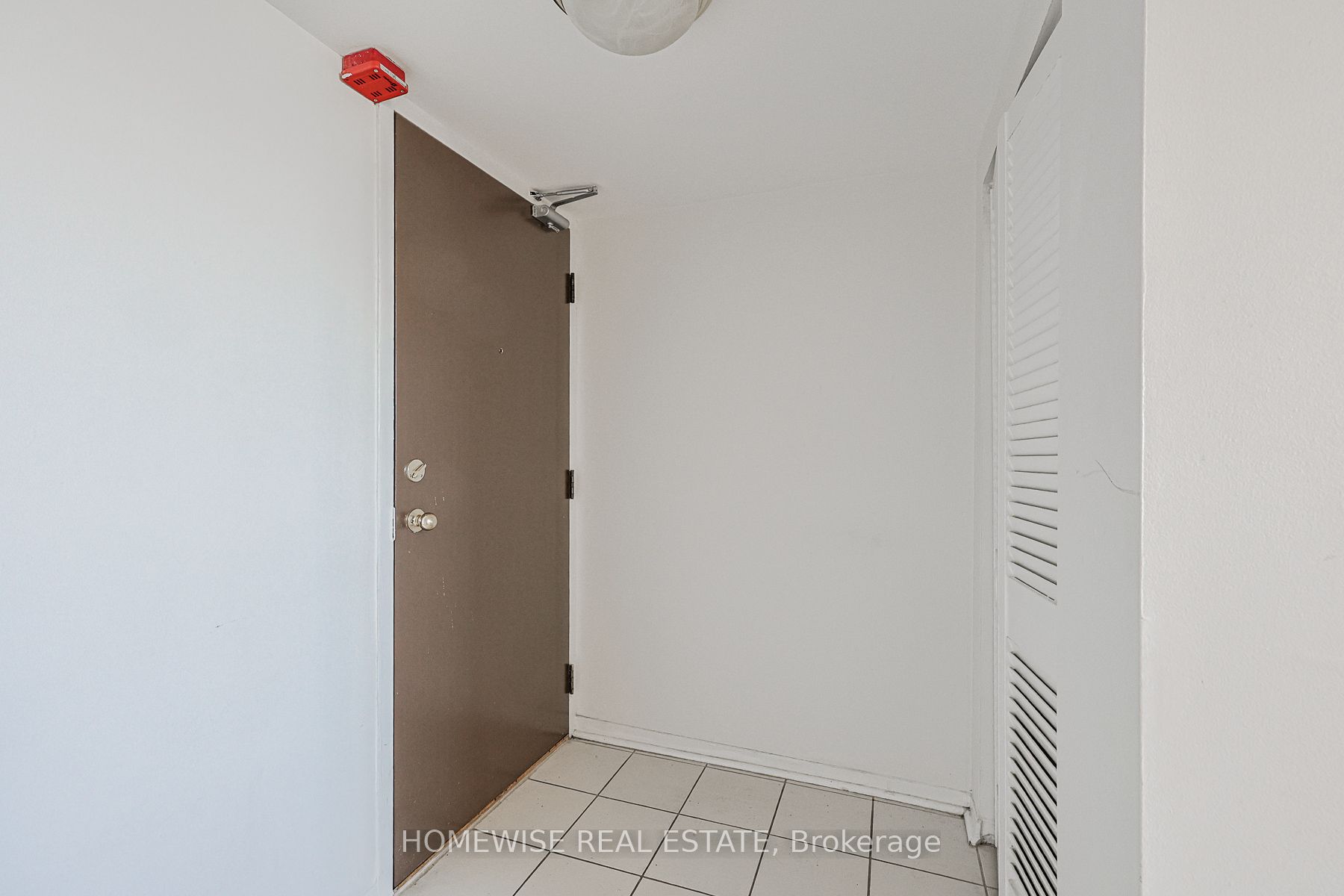 485 Kingston Road 714, Toronto, ON M4L 1V6 photo 5