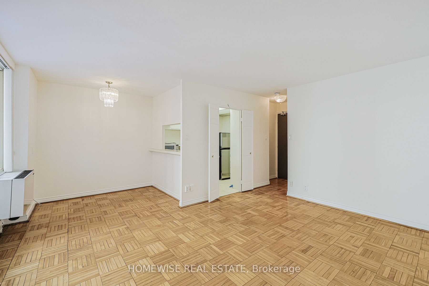 485 Kingston Road 506, Toronto, ON M4L 1V6