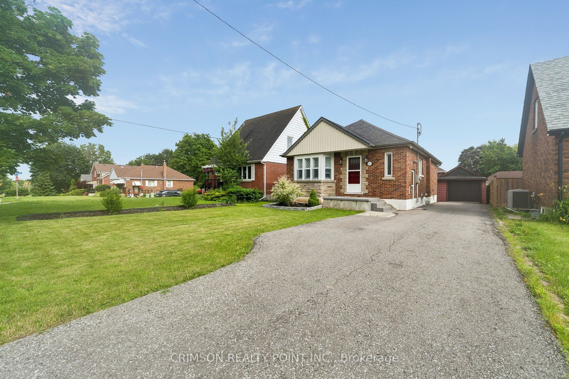503 Athol Street E, Oshawa, ON L1H 1L7 photo 3