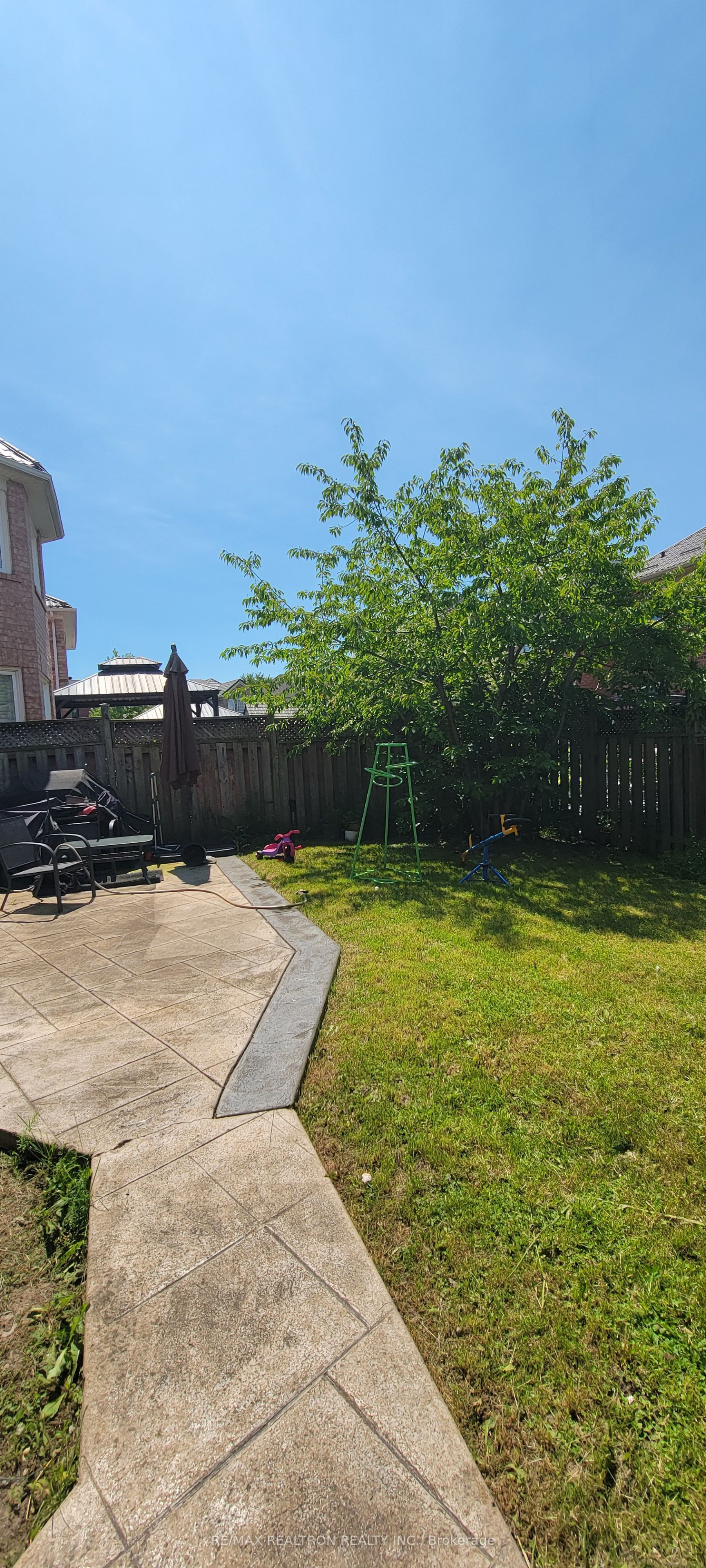 78 Rouge River Drive Main, Toronto, ON M1B 6K3 photo 4