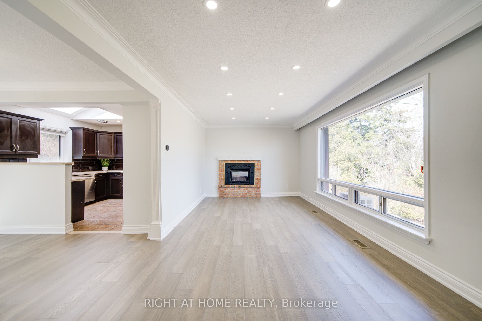 326 Jaybell Grove, Toronto, ON M1C 2X5 photo 4