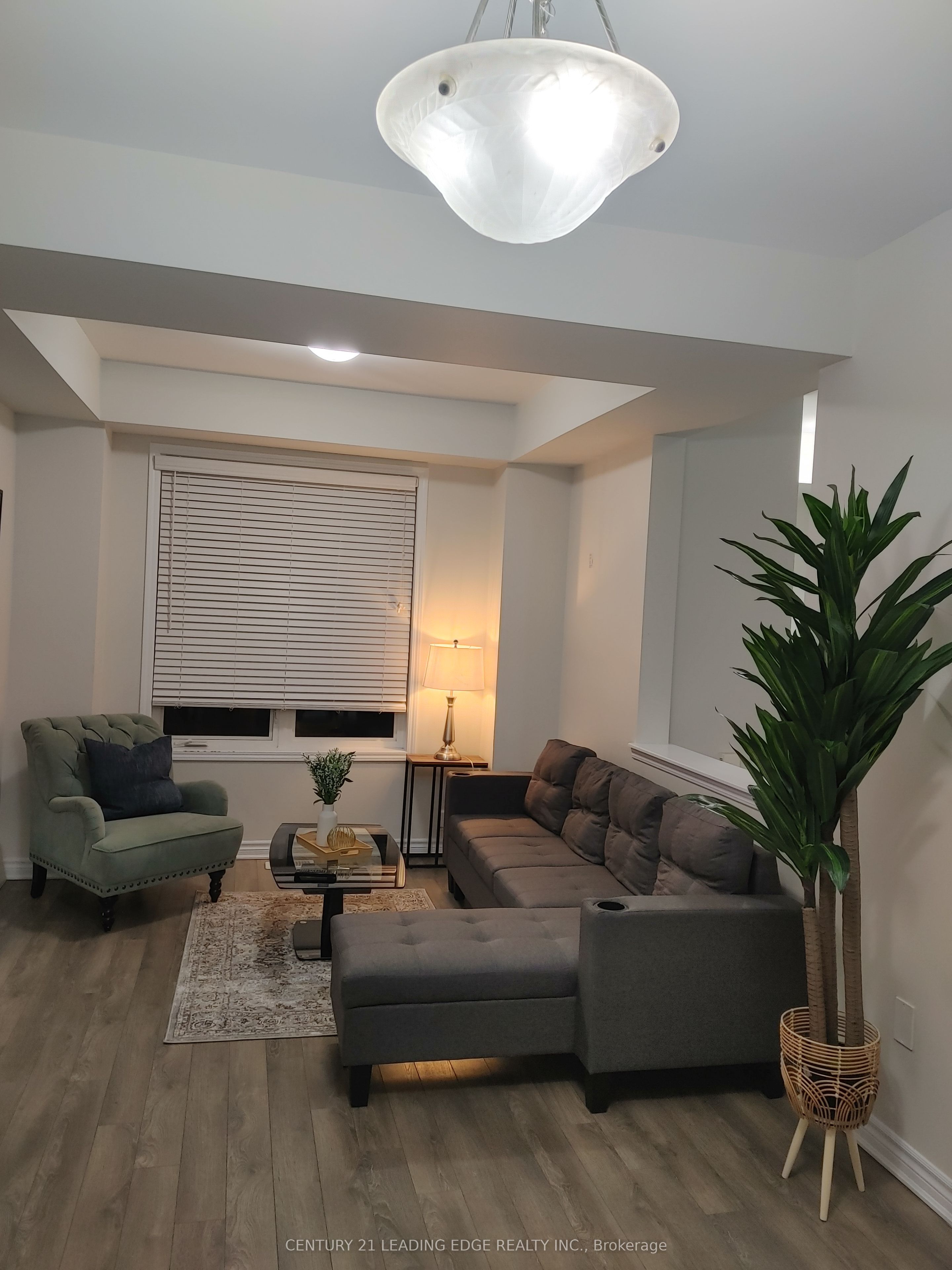 5 Fusilier Drive, Toronto, ON M1L 0J4 photo 2