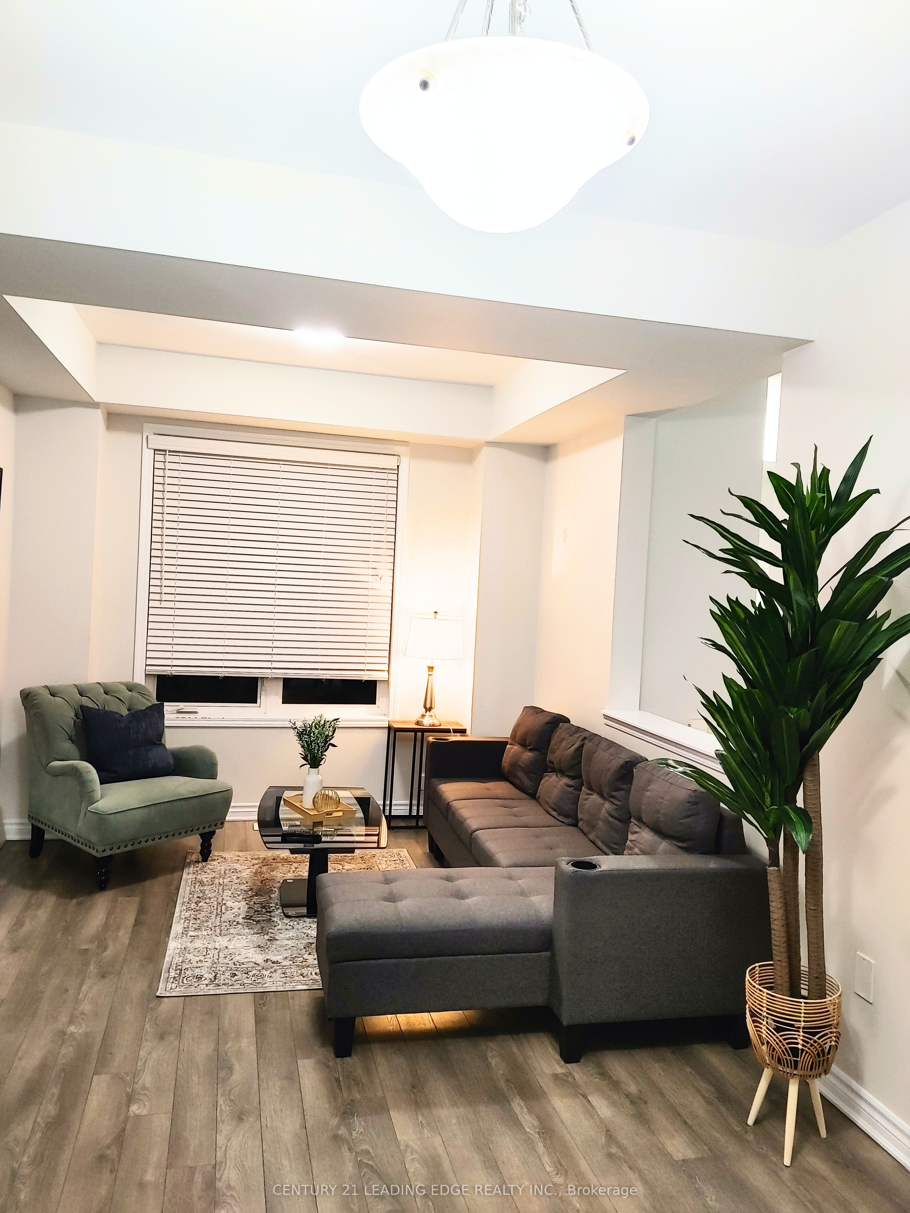5 Fusilier Drive, Toronto, ON M1L 0J4 photo 3