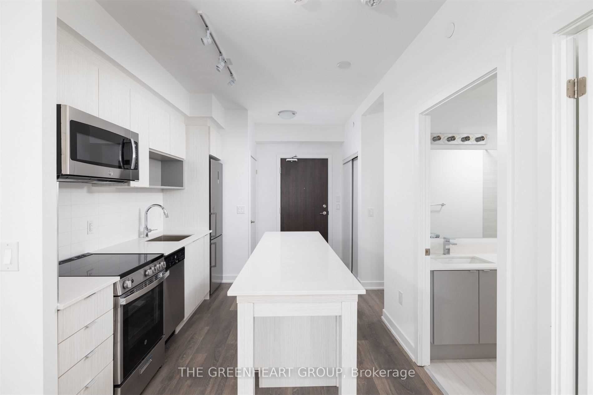 630 Greenwood Avenue 509, Toronto, ON M4J 0A8 photo 3