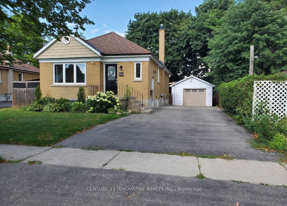 991 Hortop Street Basement, Oshawa, ON L1G 4P4