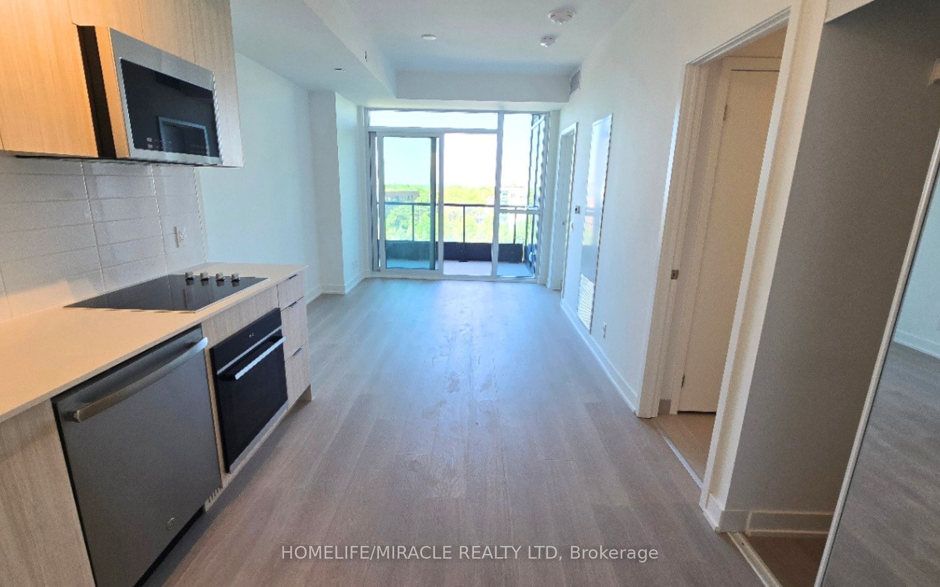 20 Deans Drive 611, Toronto, ON M1L 0J7 photo 2