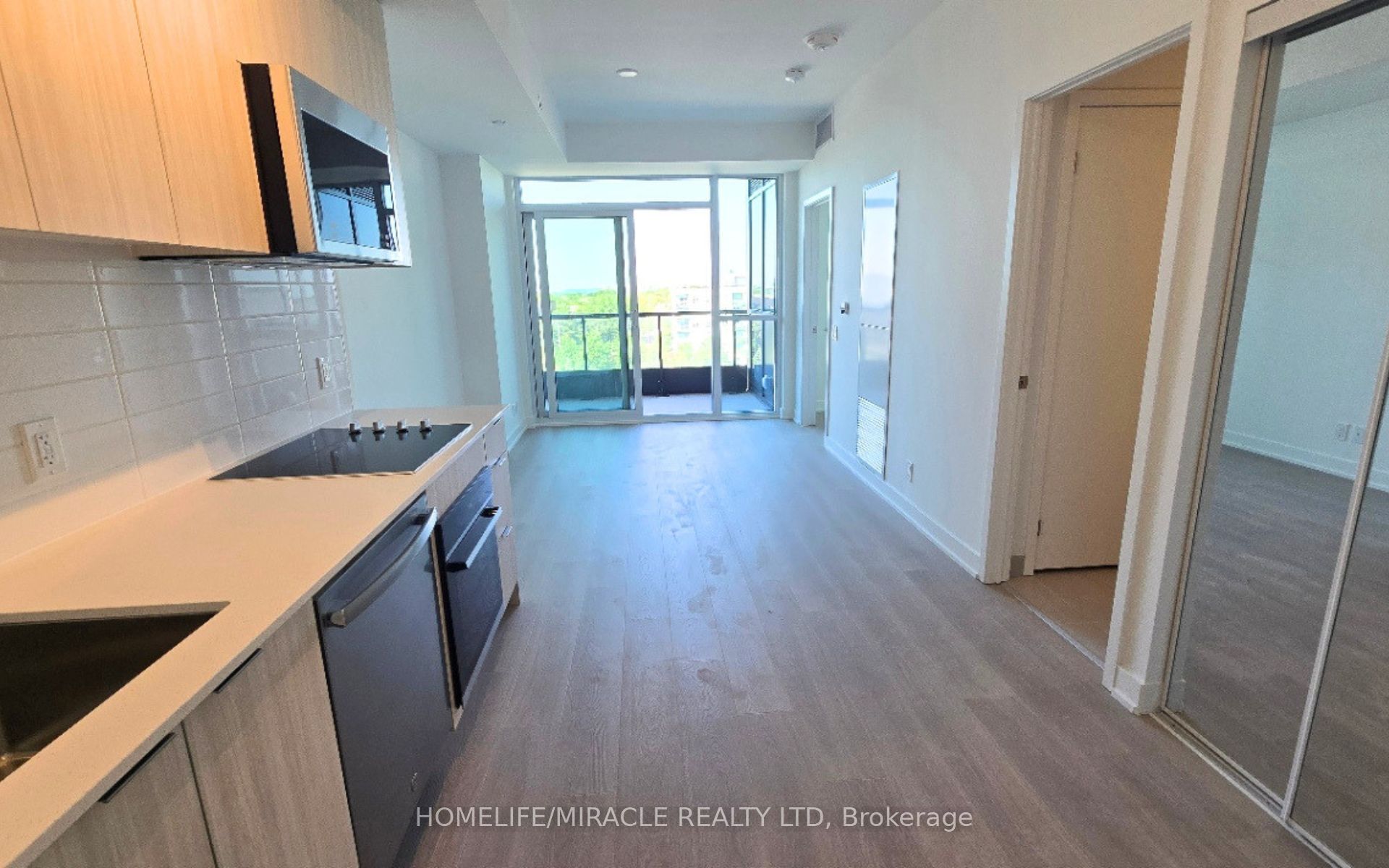 20 Deans Drive 611, Toronto, ON M1L 0J7 photo 4