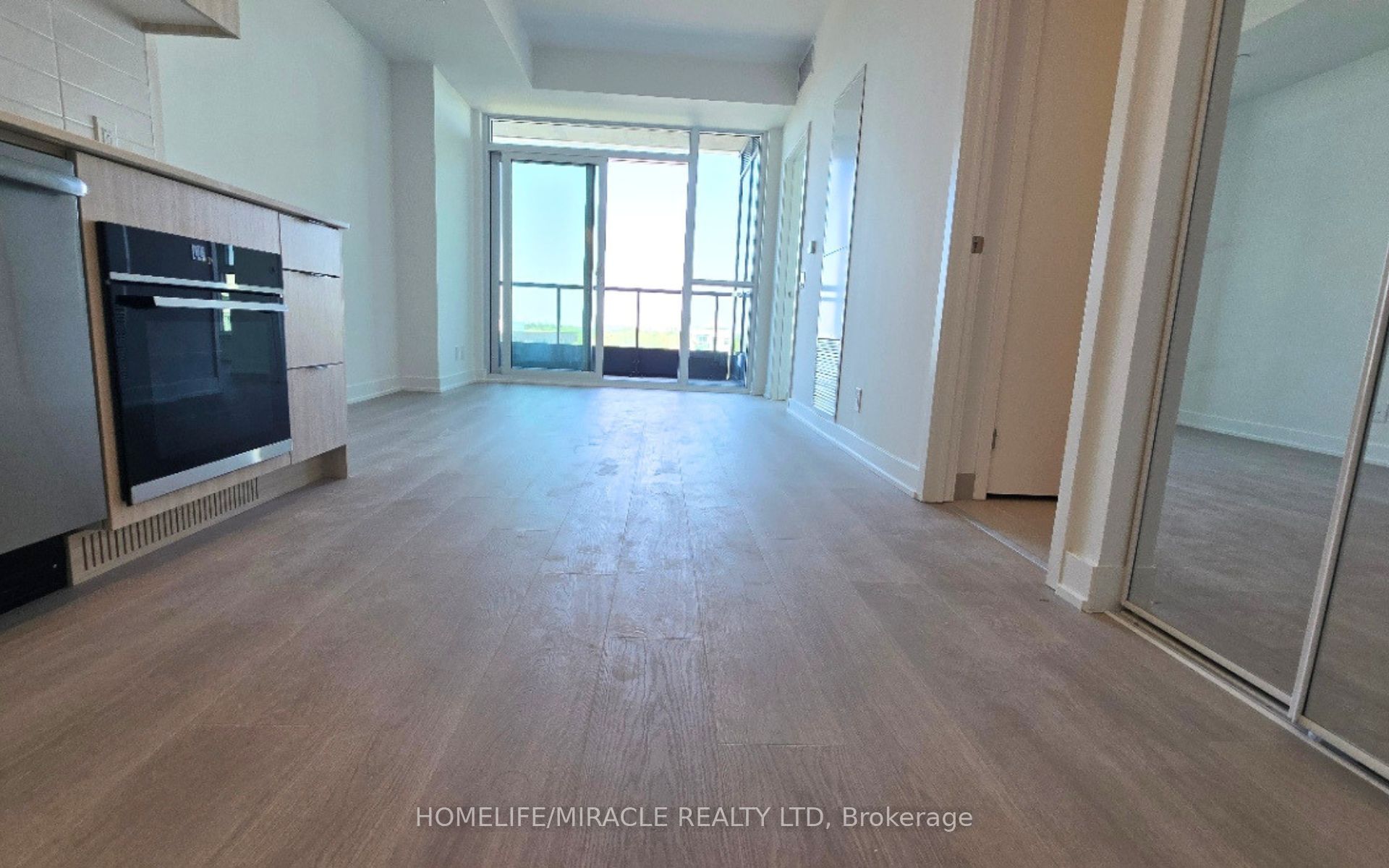20 Deans Drive 611, Toronto, ON M1L 0J7 photo 5