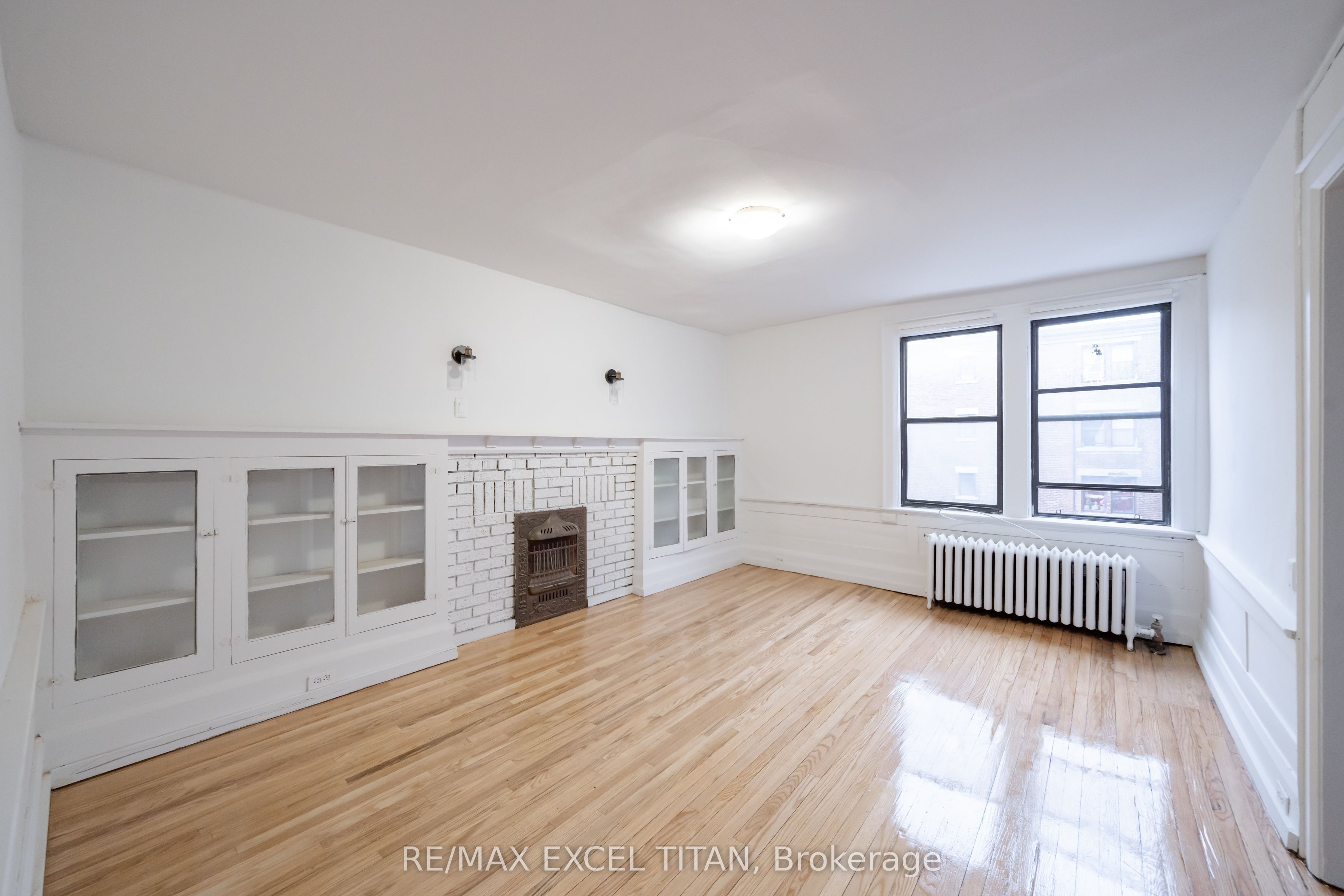 6 Kingston Road 21, Toronto, ON M4L 2S4 photo 3