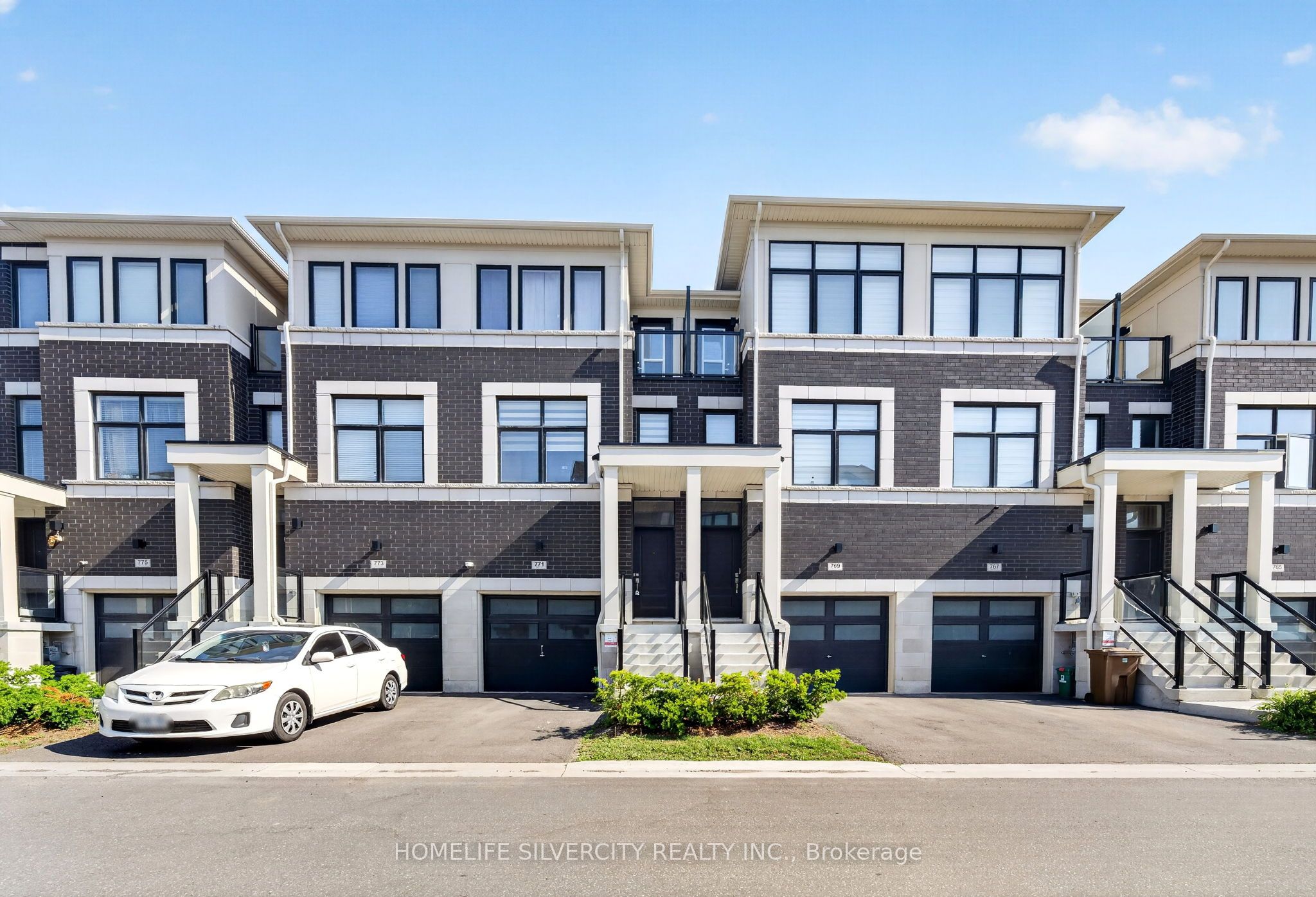771 Eddystone Path, Oshawa, ON L1H 0A7
