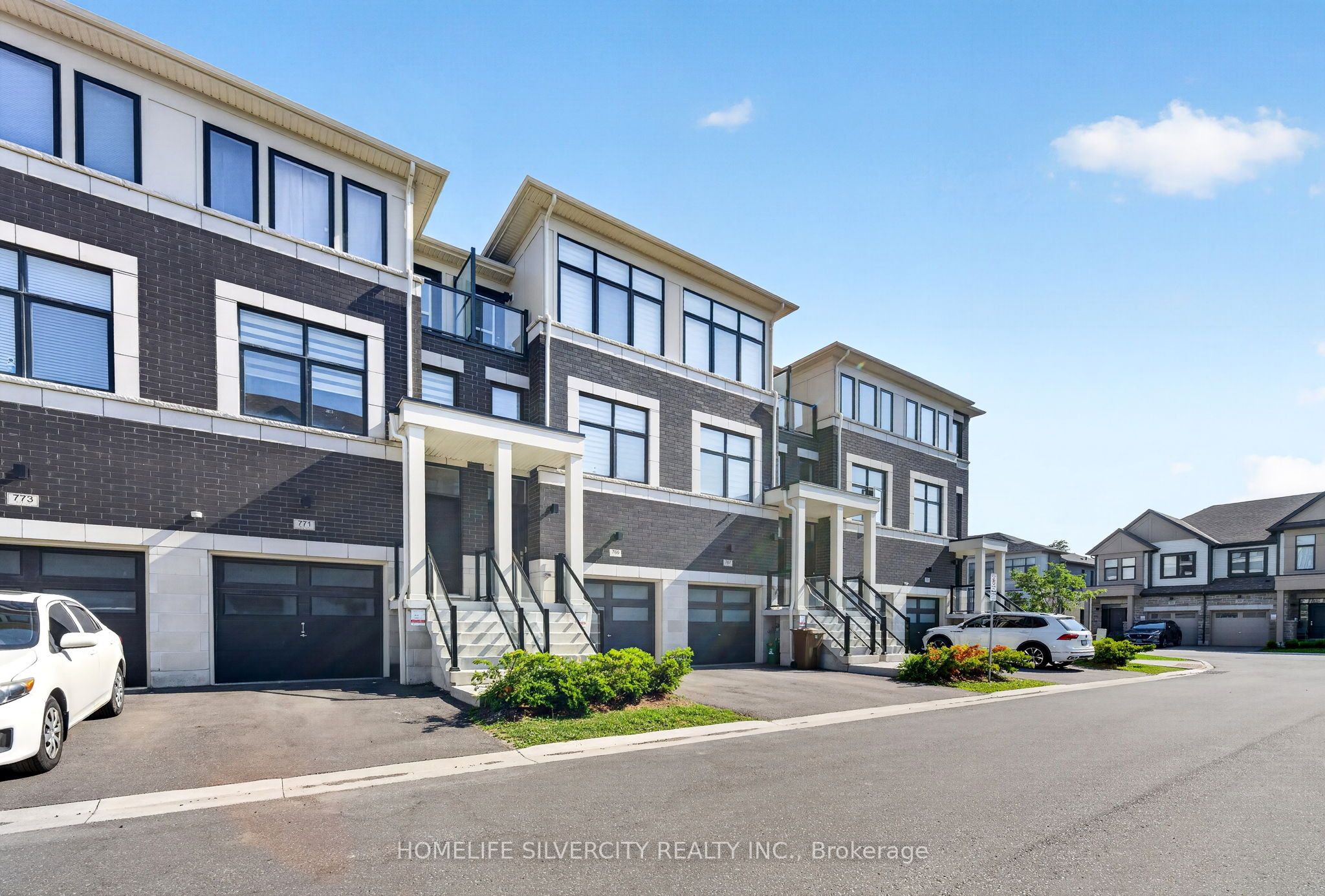 771 Eddystone Path, Oshawa, ON L1H 0A7 photo 2