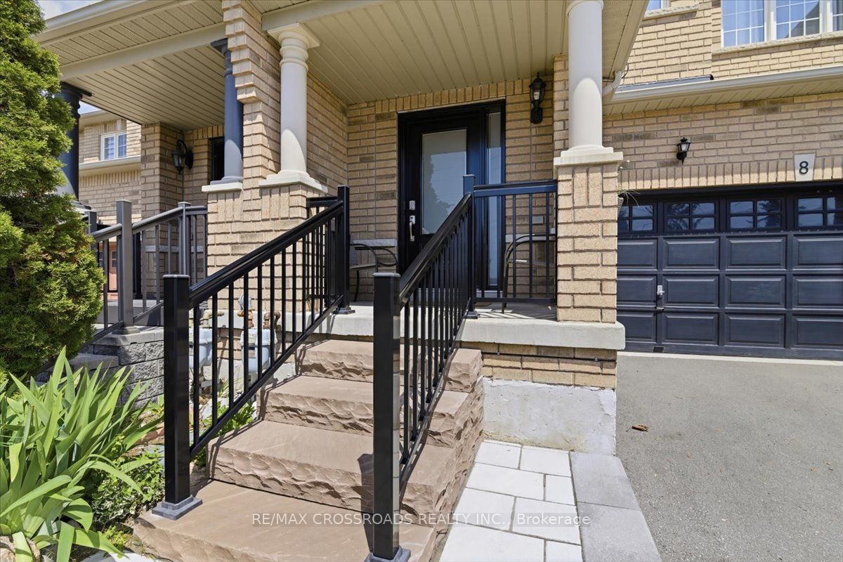 8 Culver Lane, Toronto, ON M1X 2E2 photo 3