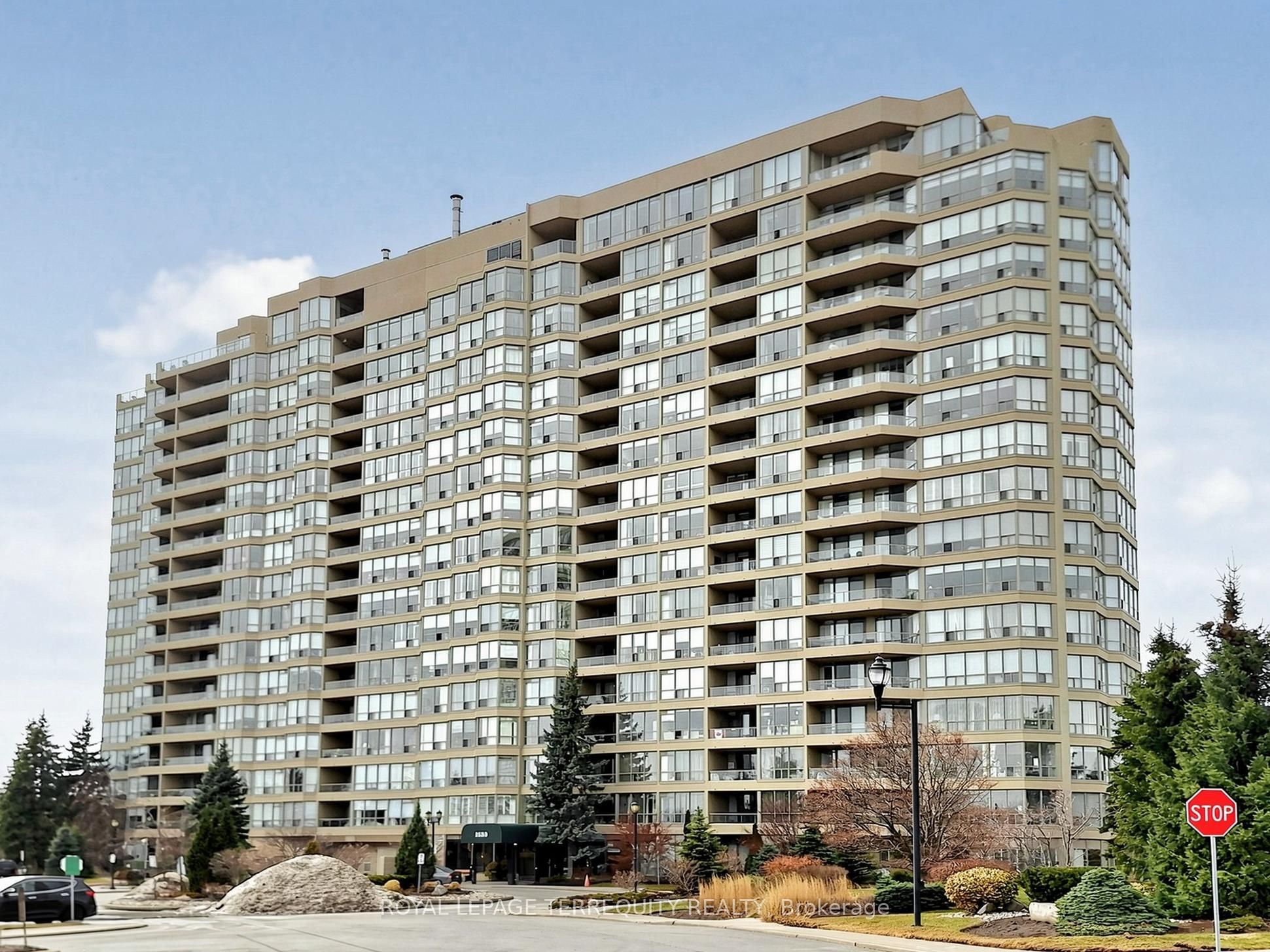1880 Valley Farm Road 1218, Pickering, ON L1V 6B3