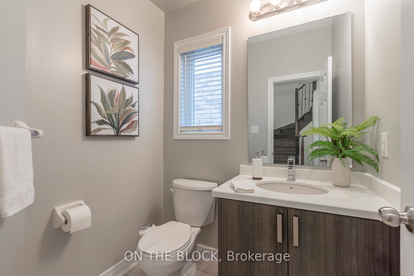 125 Leney Street, Ajax, ON L1Z 0T6 photo 4