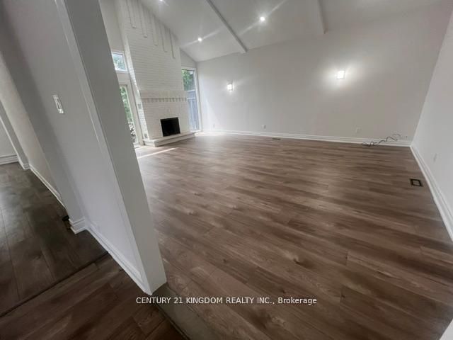 132 Old Harwood Avenue, Ajax, ON L1T 4W4 photo 4