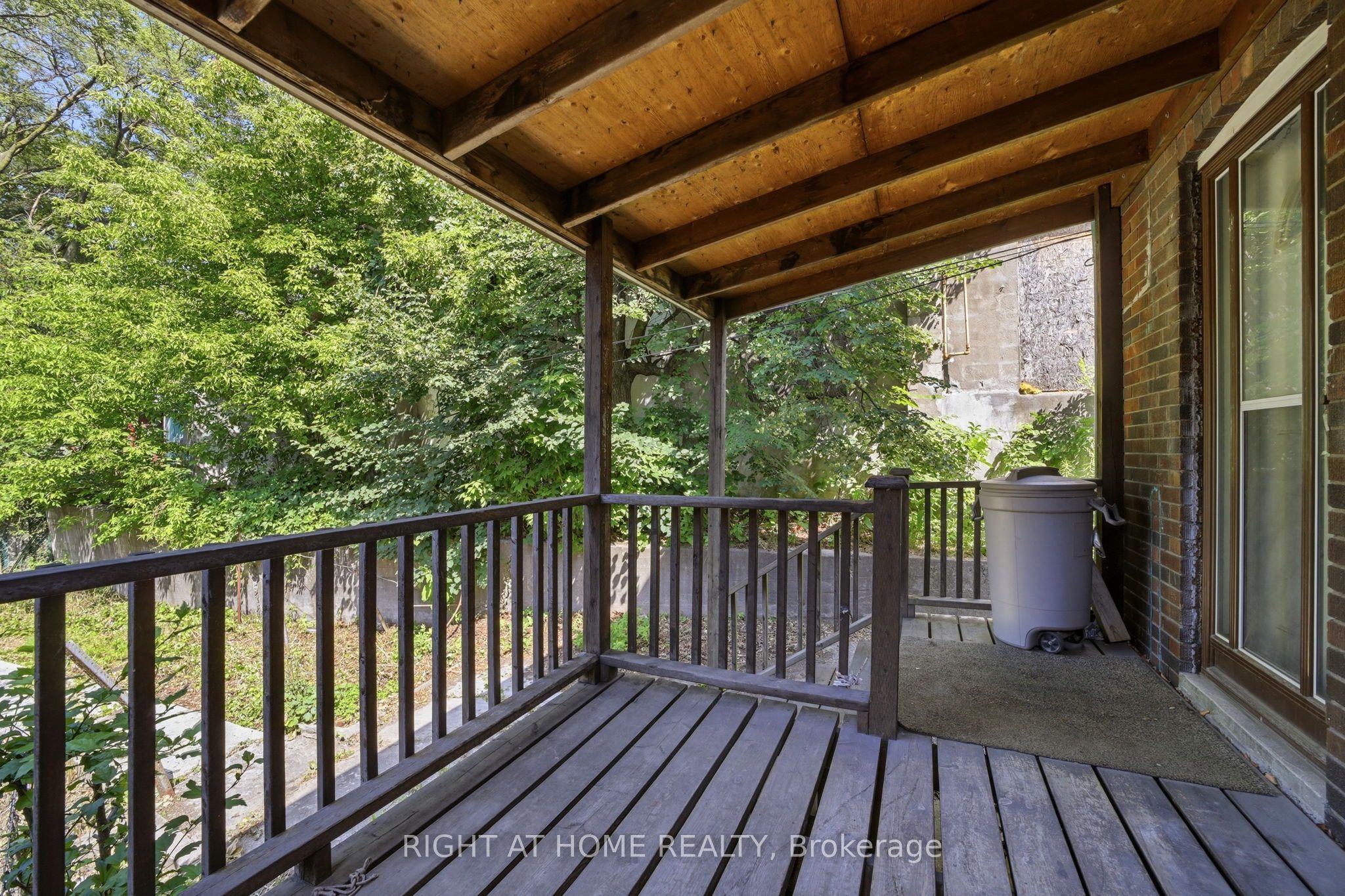 204 Highfield Road, Toronto, ON M4L 2V3 photo 5