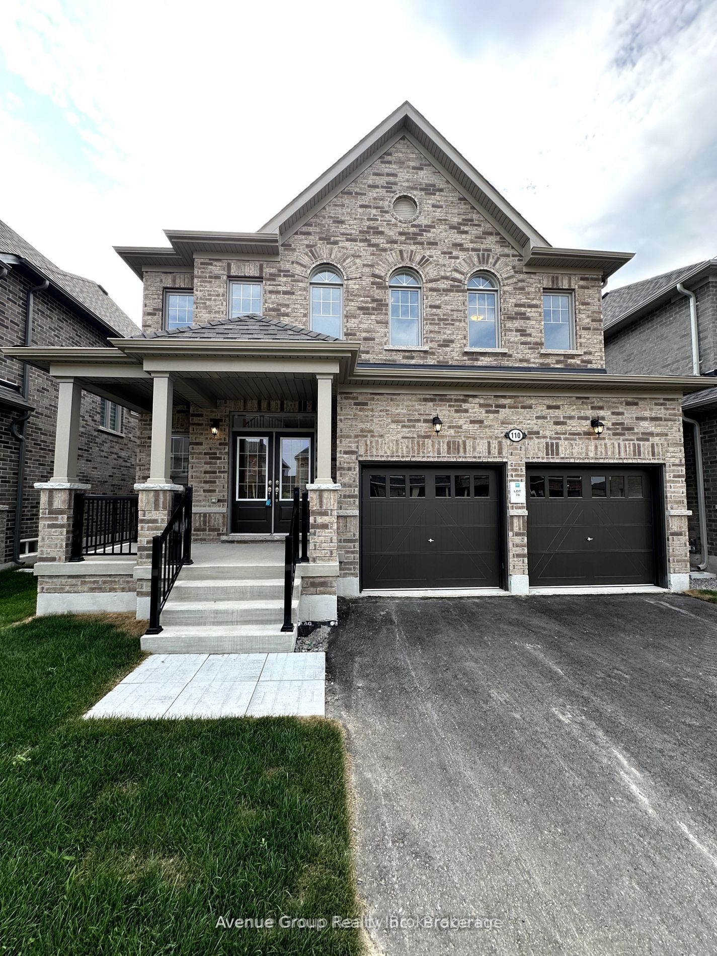 110 North Garden Boulevard, Scugog, ON L9L 0E1