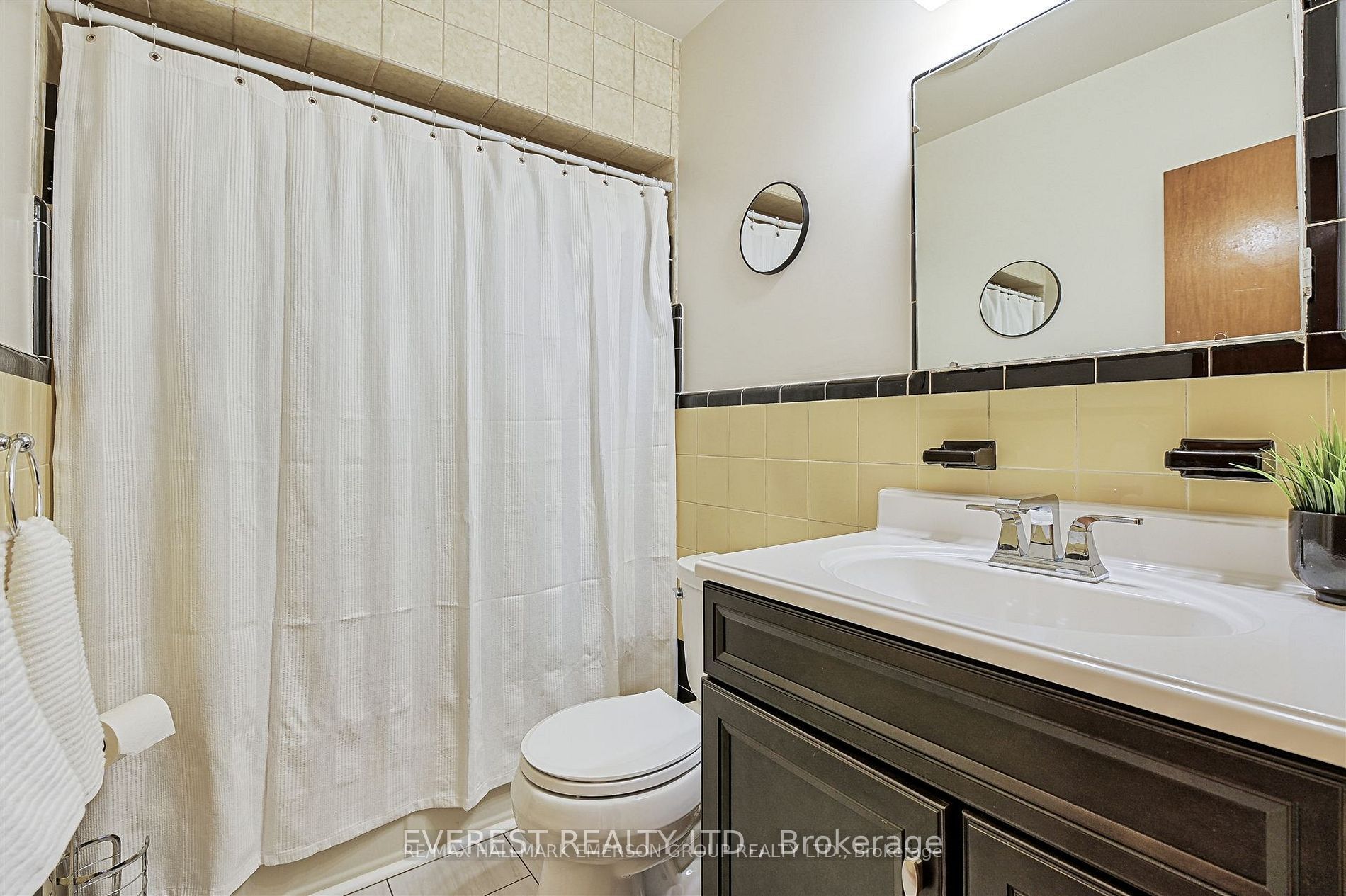 99 Rochman Boulevard, Toronto, ON M1H 1S1 photo 2