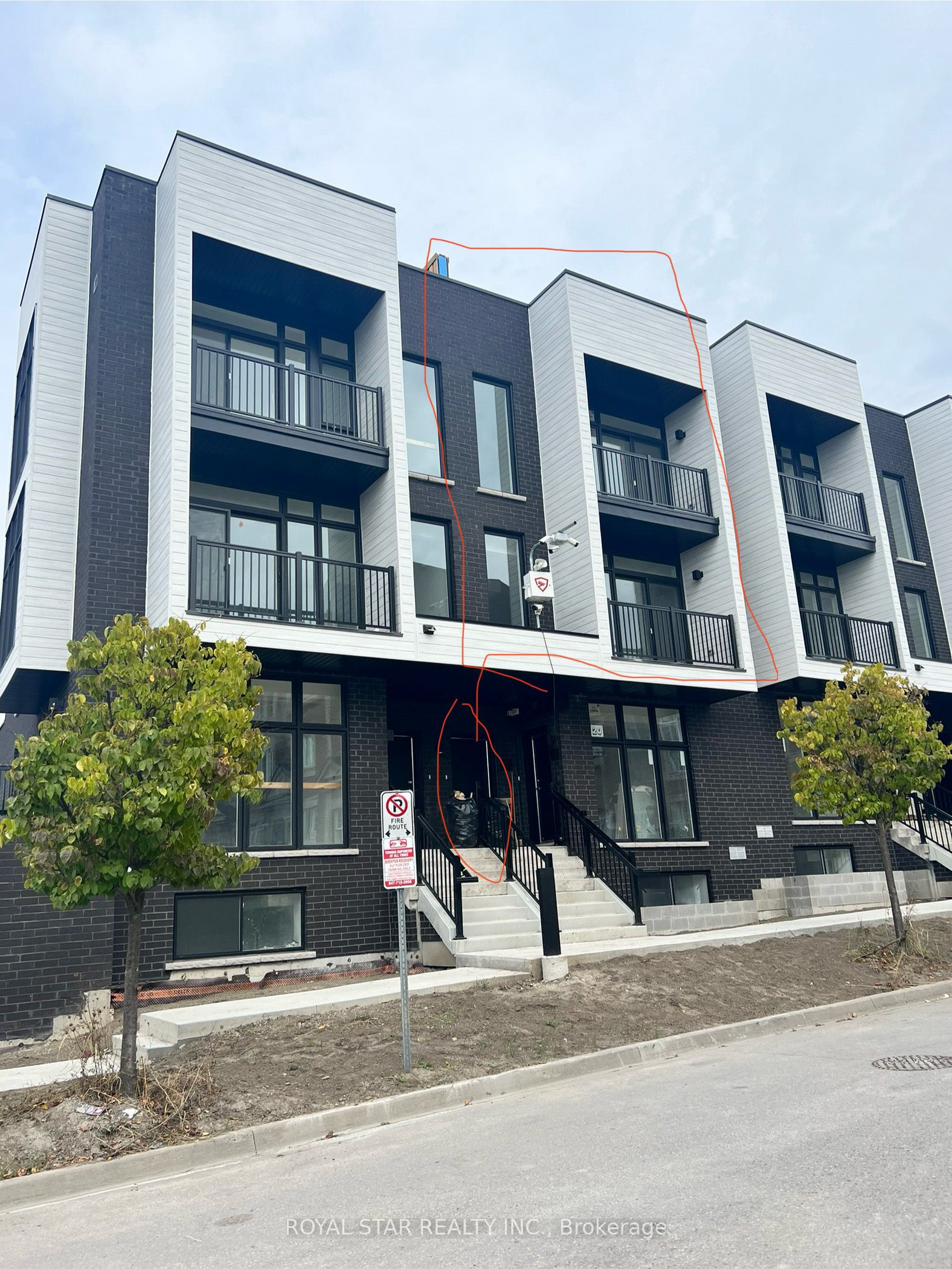 184 Angus Drive 3, Ajax, ON L1S 5C3
