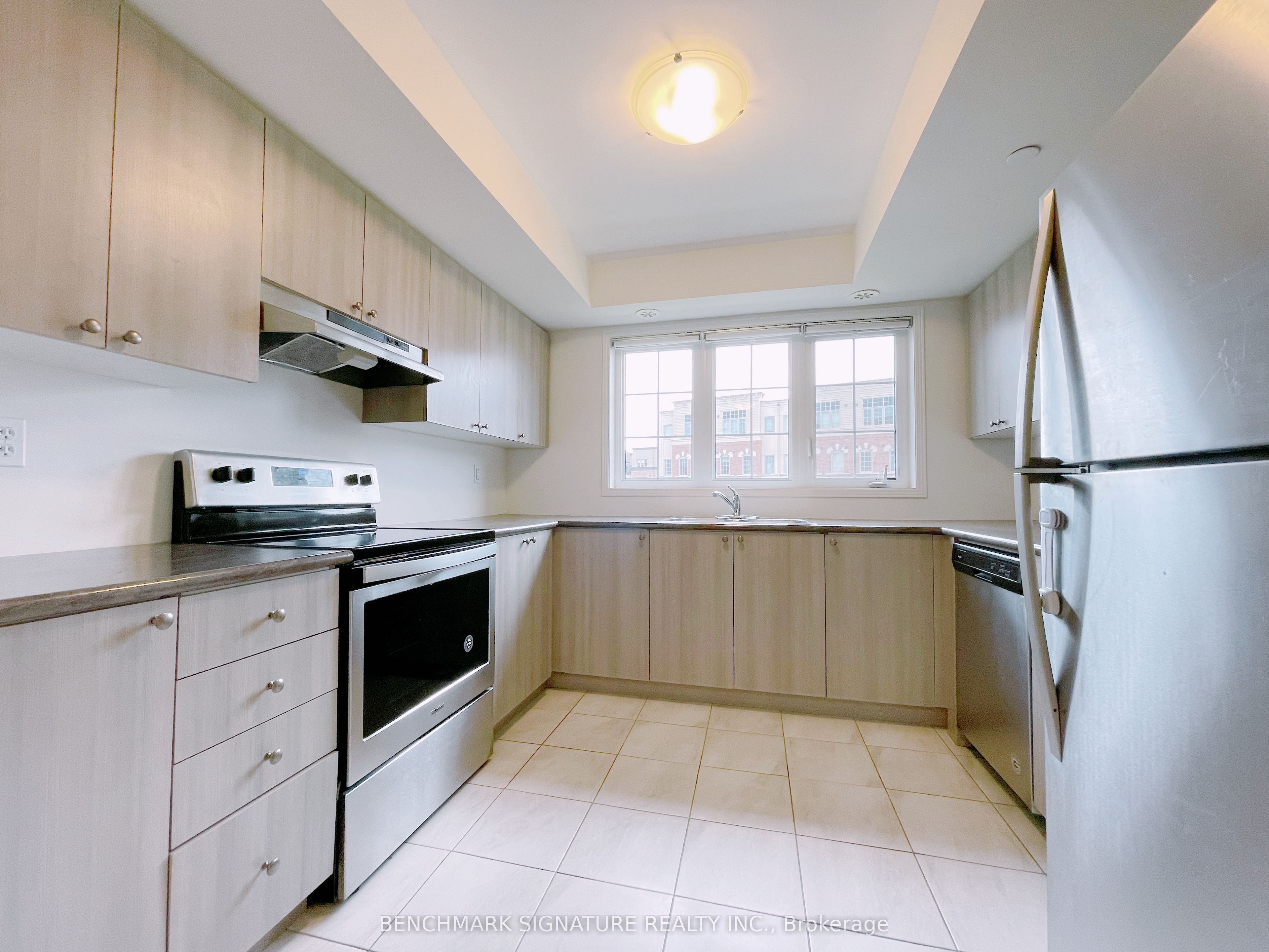 143 Giboulee Path, Oshawa, ON L1L 0M7