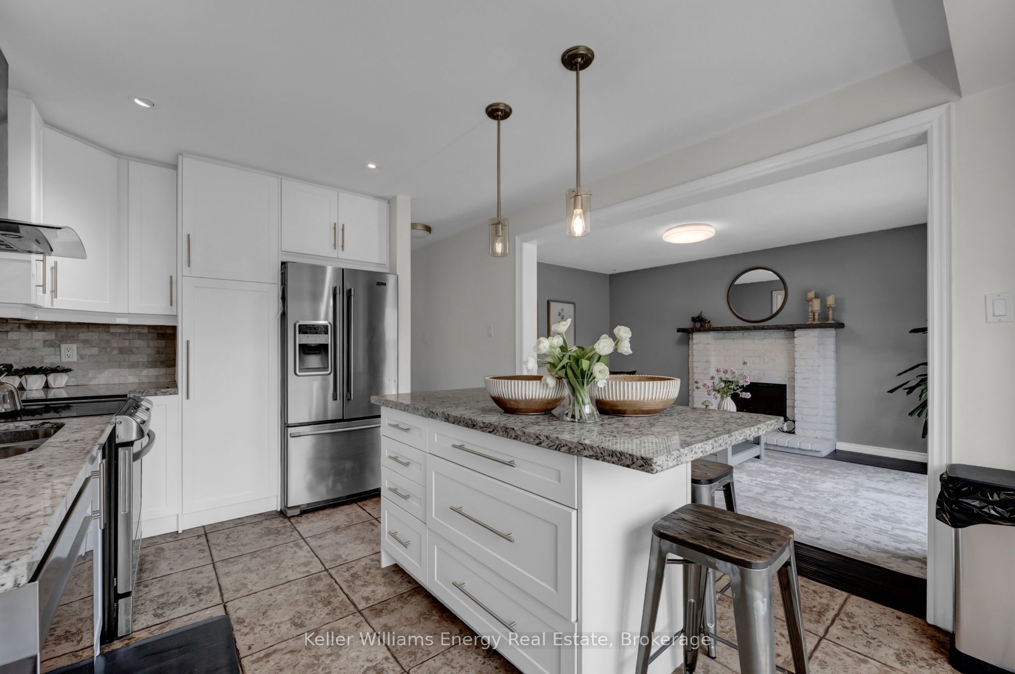 25 Fieldview Crescent, Whitby, ON L1N 8B5 photo 3