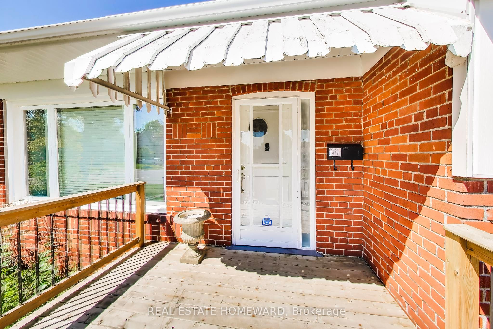 4 Martorino Drive, Toronto, ON M1K 2J2 photo 5