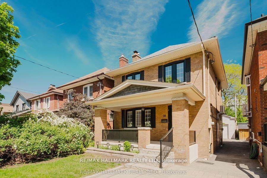 18 Glen Stewart Avenue, Toronto, ON M4E 1P7 photo 2