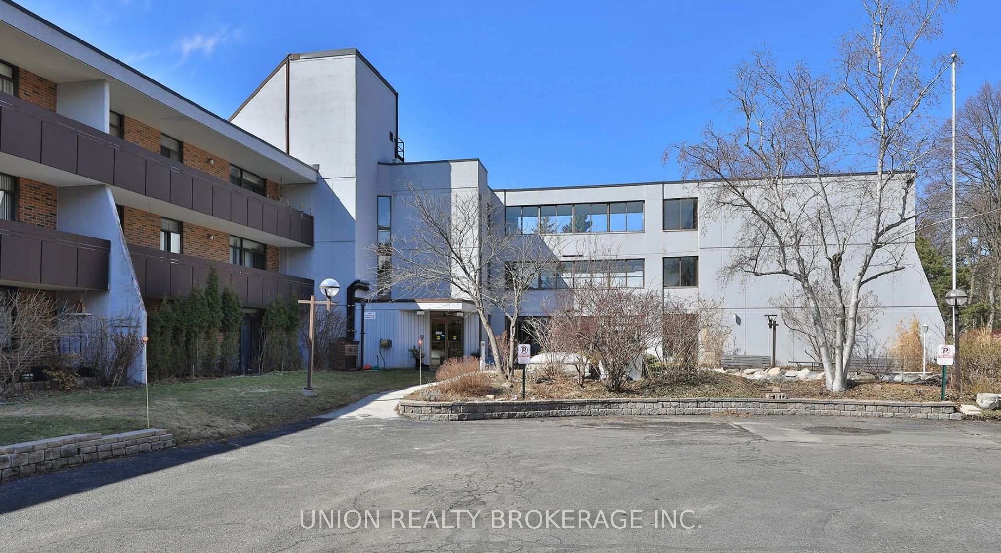 50 Old Kingston Road 1-304, Toronto, ON M1E 4Y1