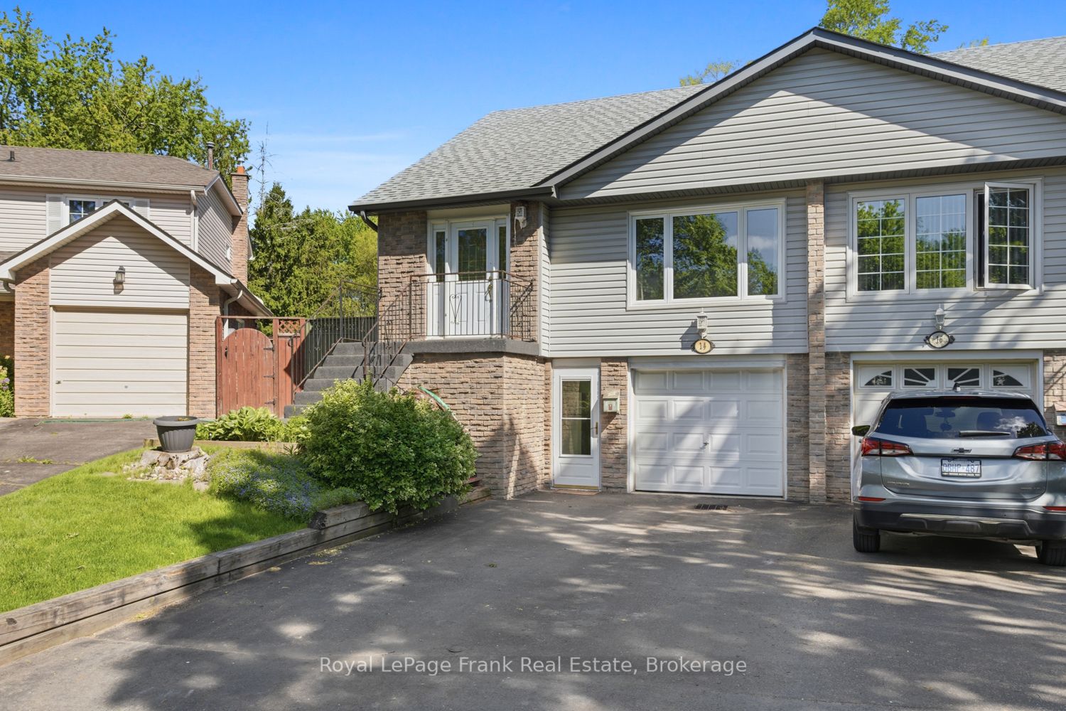 14 Beecroft Court, Whitby, ON L1P 1C7 photo 2