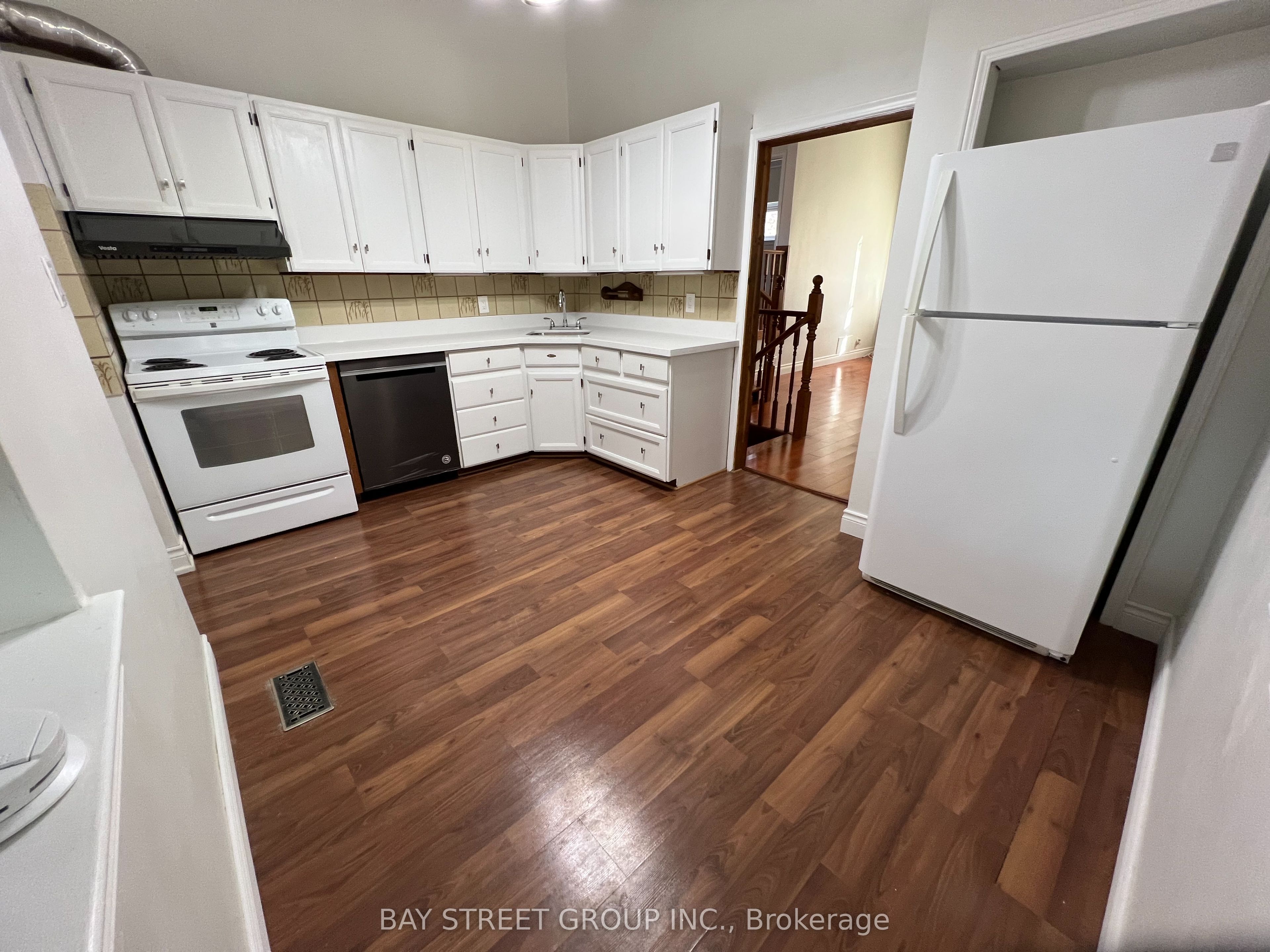 2 Norwalk Street, Toronto, ON M1J 2V1 photo 4