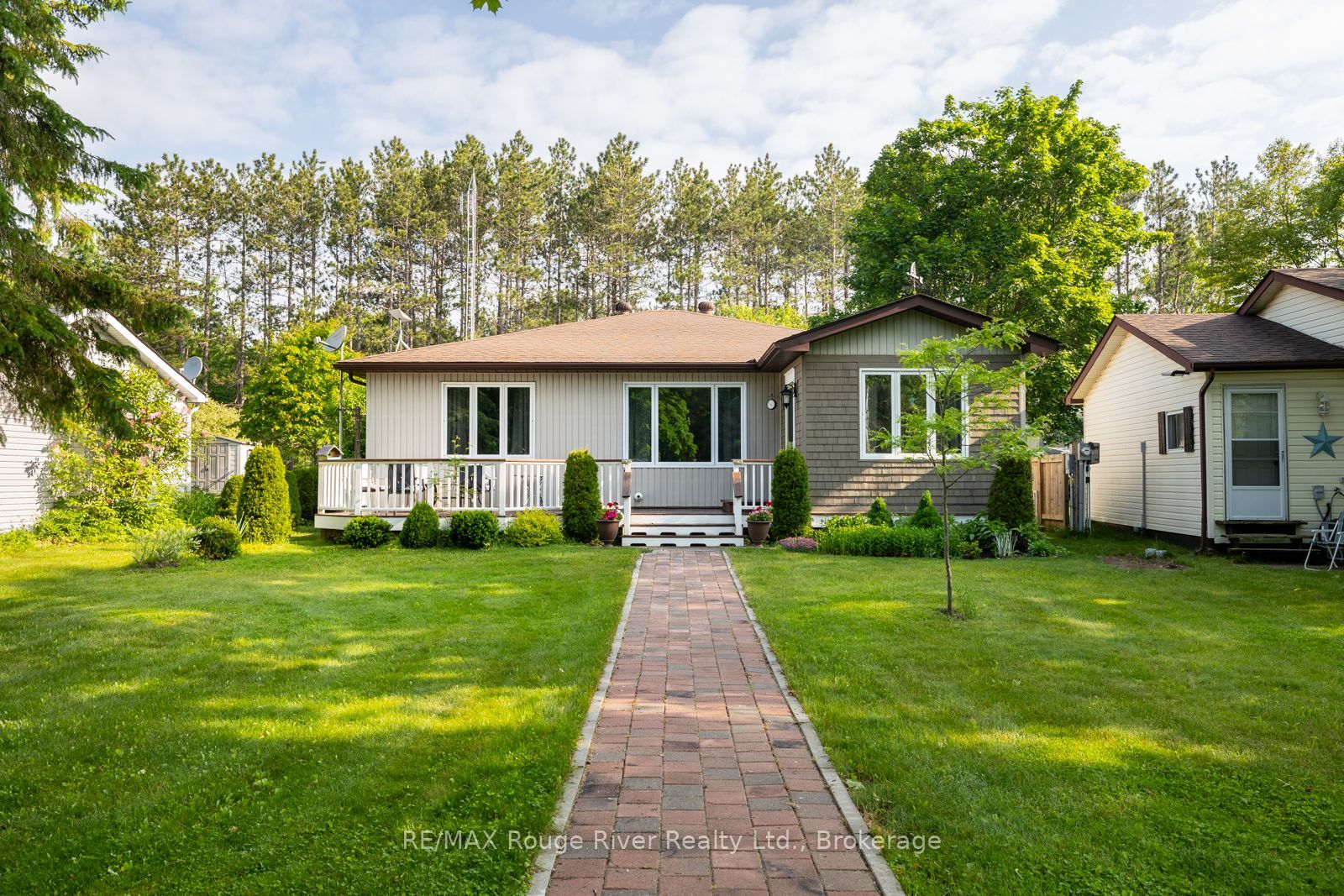 10126 Longsault Road 14, Clarington, ON L0B 1J0 photo 2