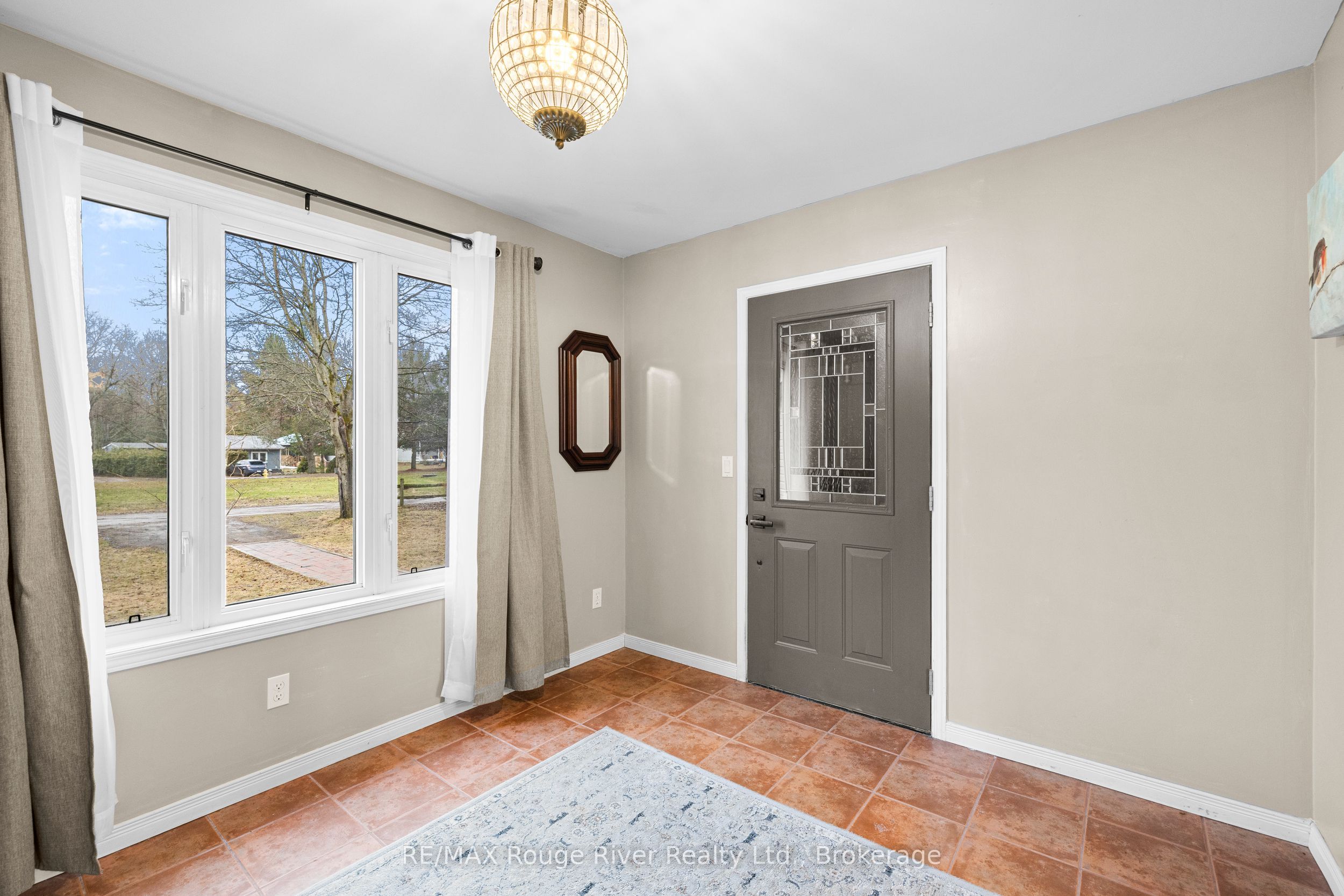 10126 Longsault Road 14, Clarington, ON L0B 1J0 photo 4