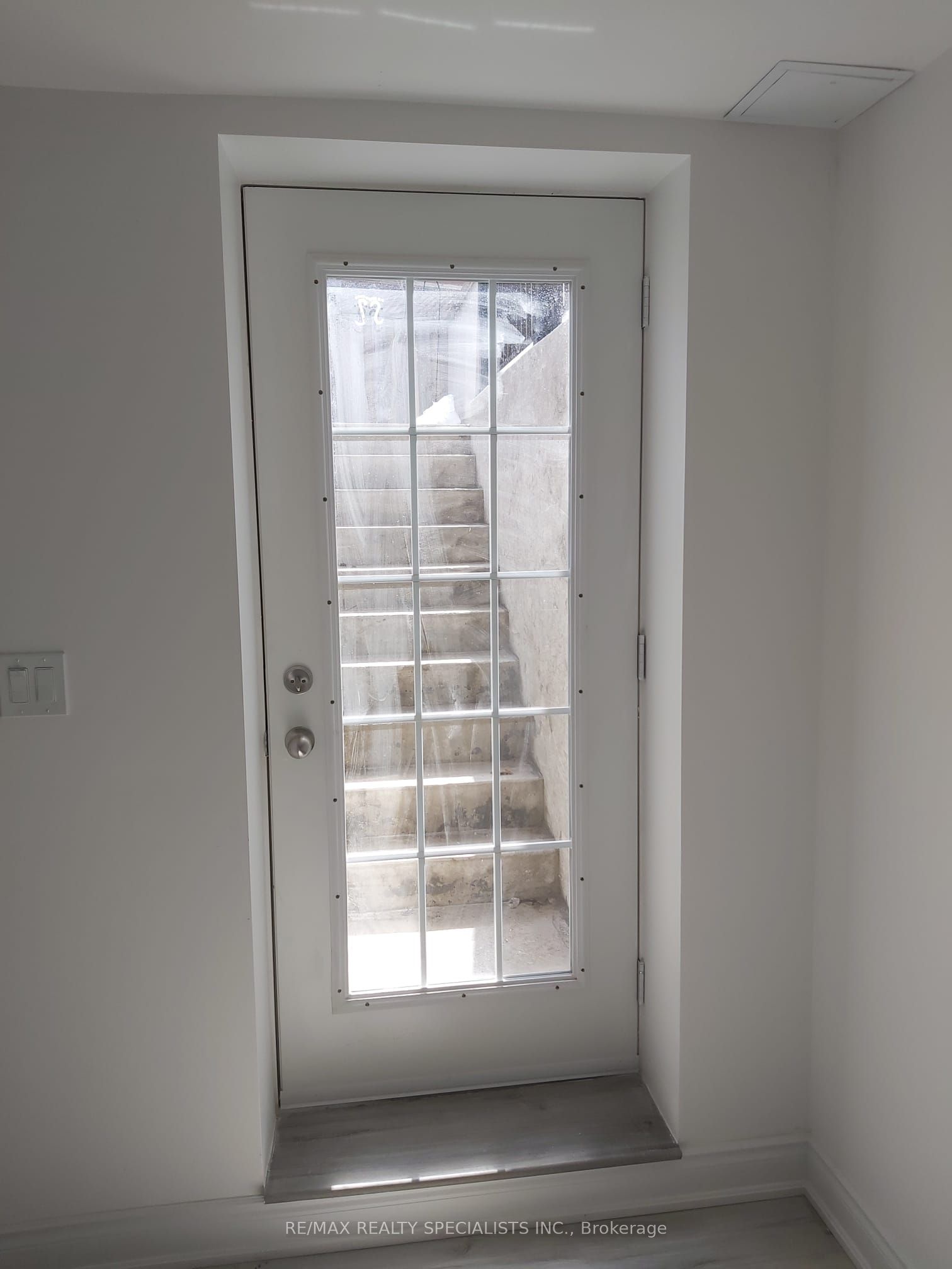 790 KOOTENAY Path, Oshawa, ON L1H 0B1 photo 4