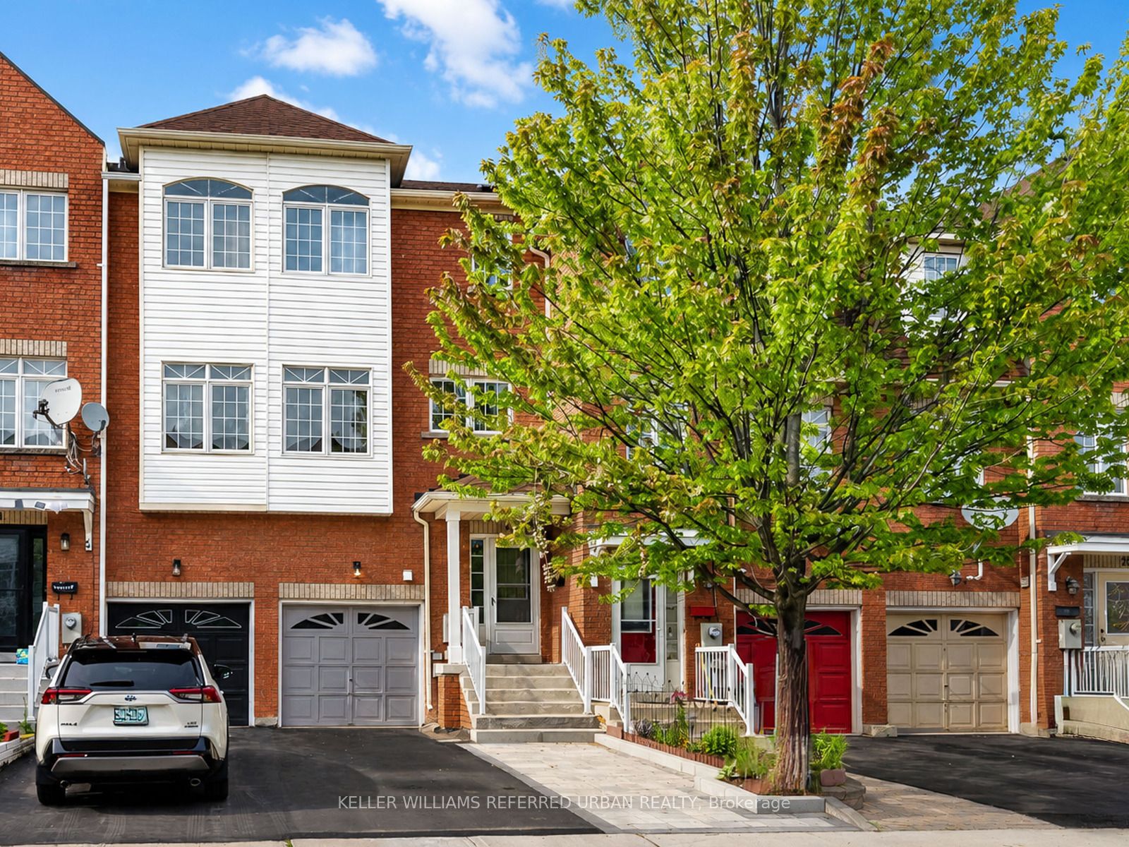16 Guillet Street, Toronto, ON M4B 3N8 photo 2