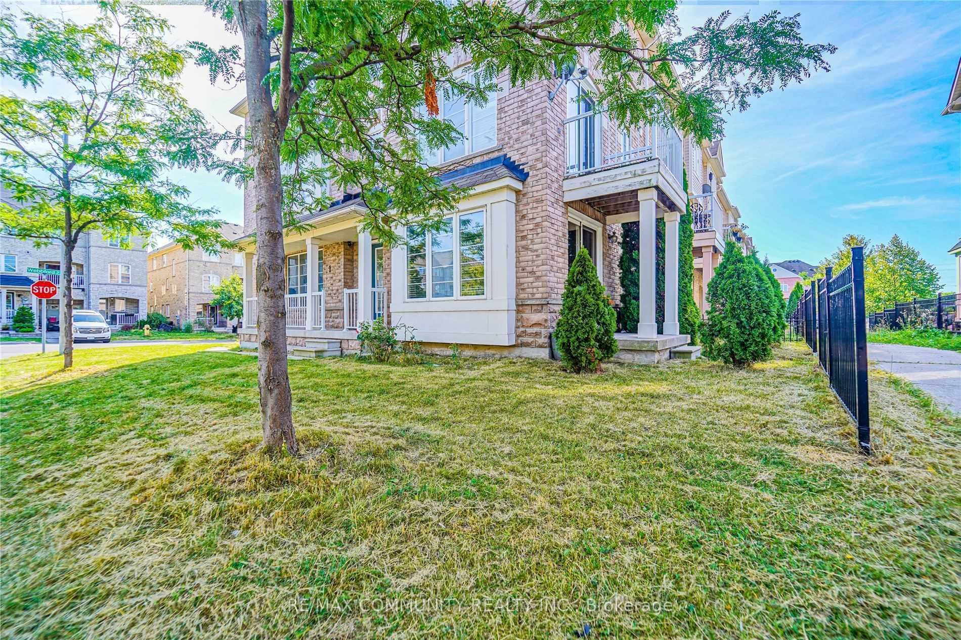 1 Burnsborough Main Street, Ajax, ON L1S 0A7 photo 5