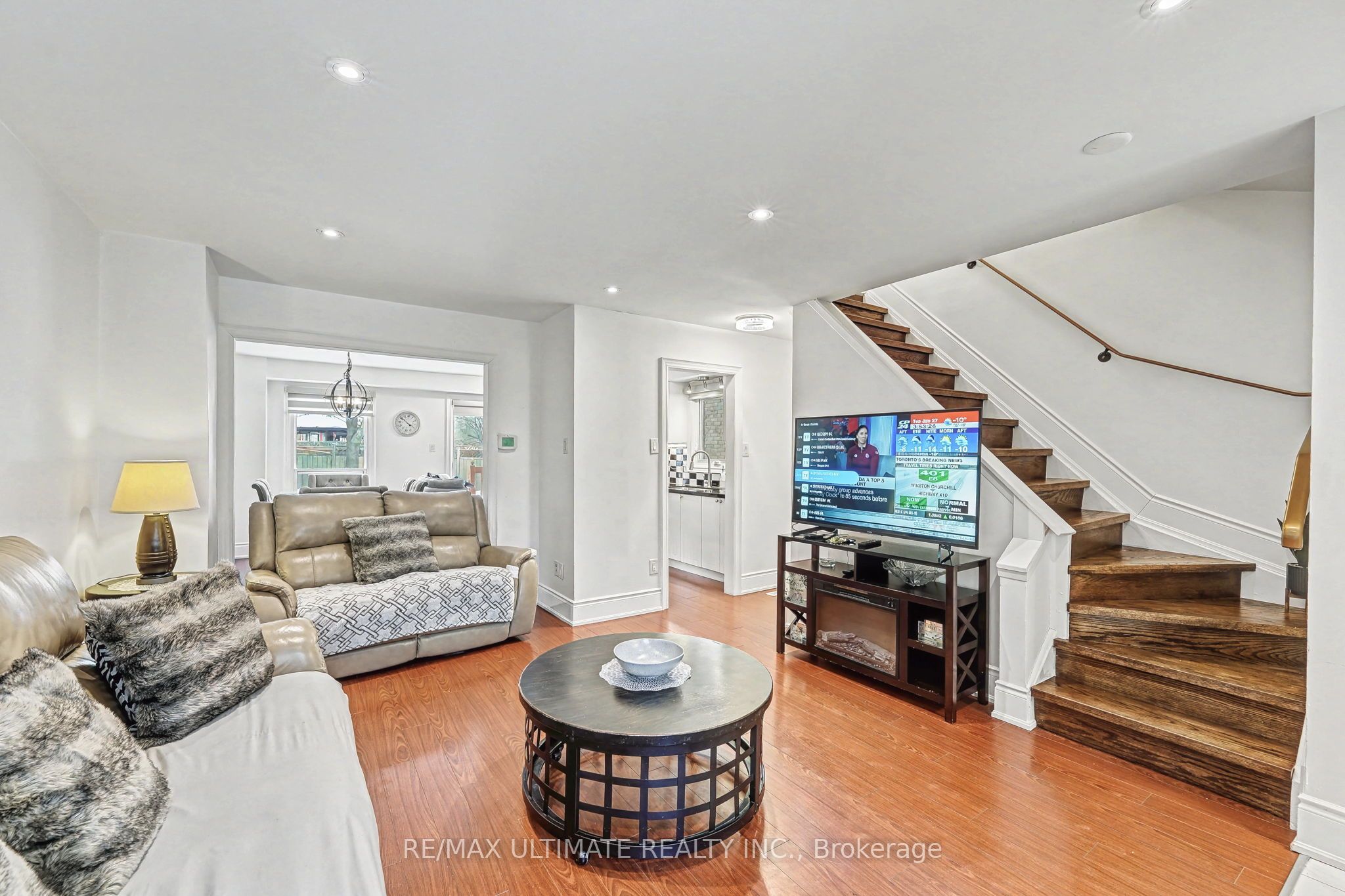 29 Kipling Crescent, Ajax, ON L1S 5A7 photo 4