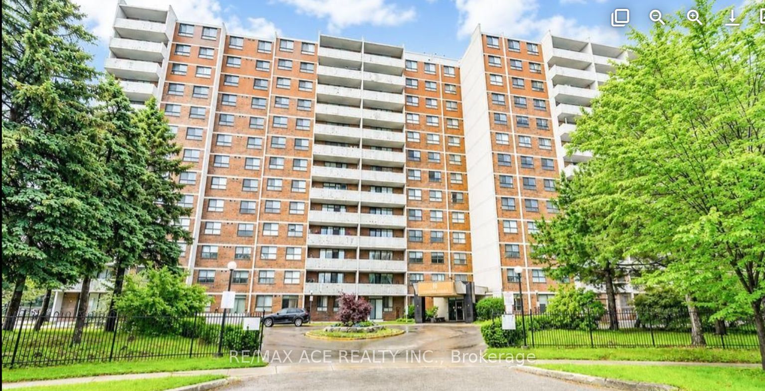 10 Stonehill Court 107, Toronto, ON M1W 2X8