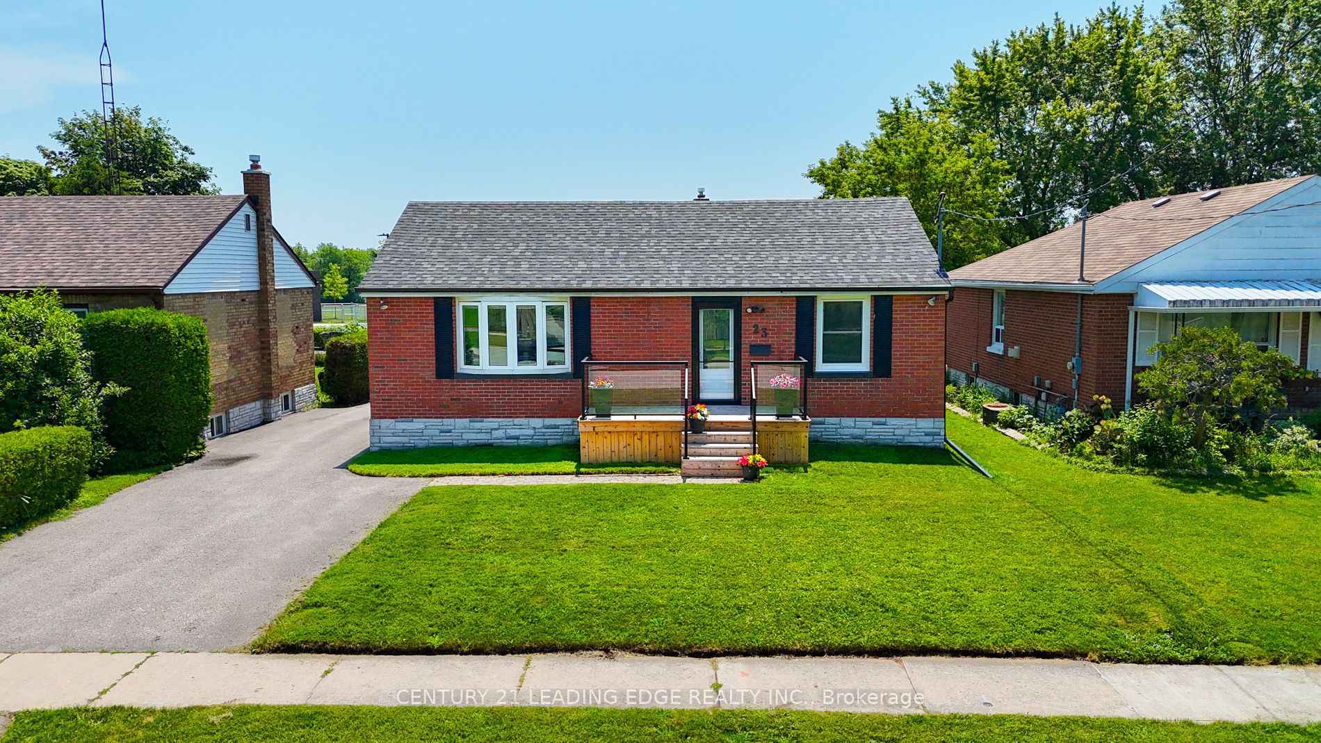 23 Kawartha Avenue, Oshawa, ON L1H 3Y7 photo 3