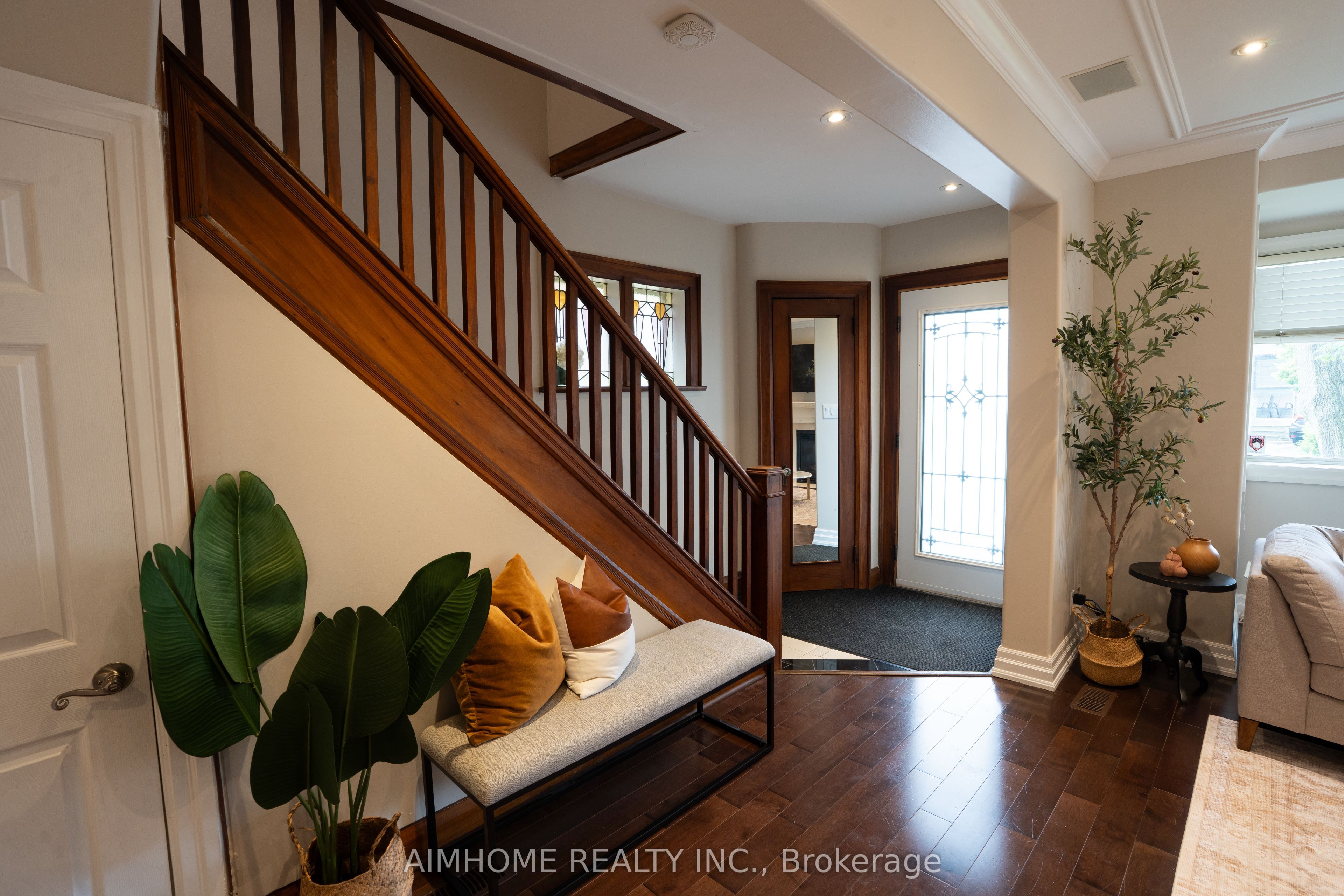 128 Hopedale Avenue, Toronto, ON M4K 3M7 photo 3
