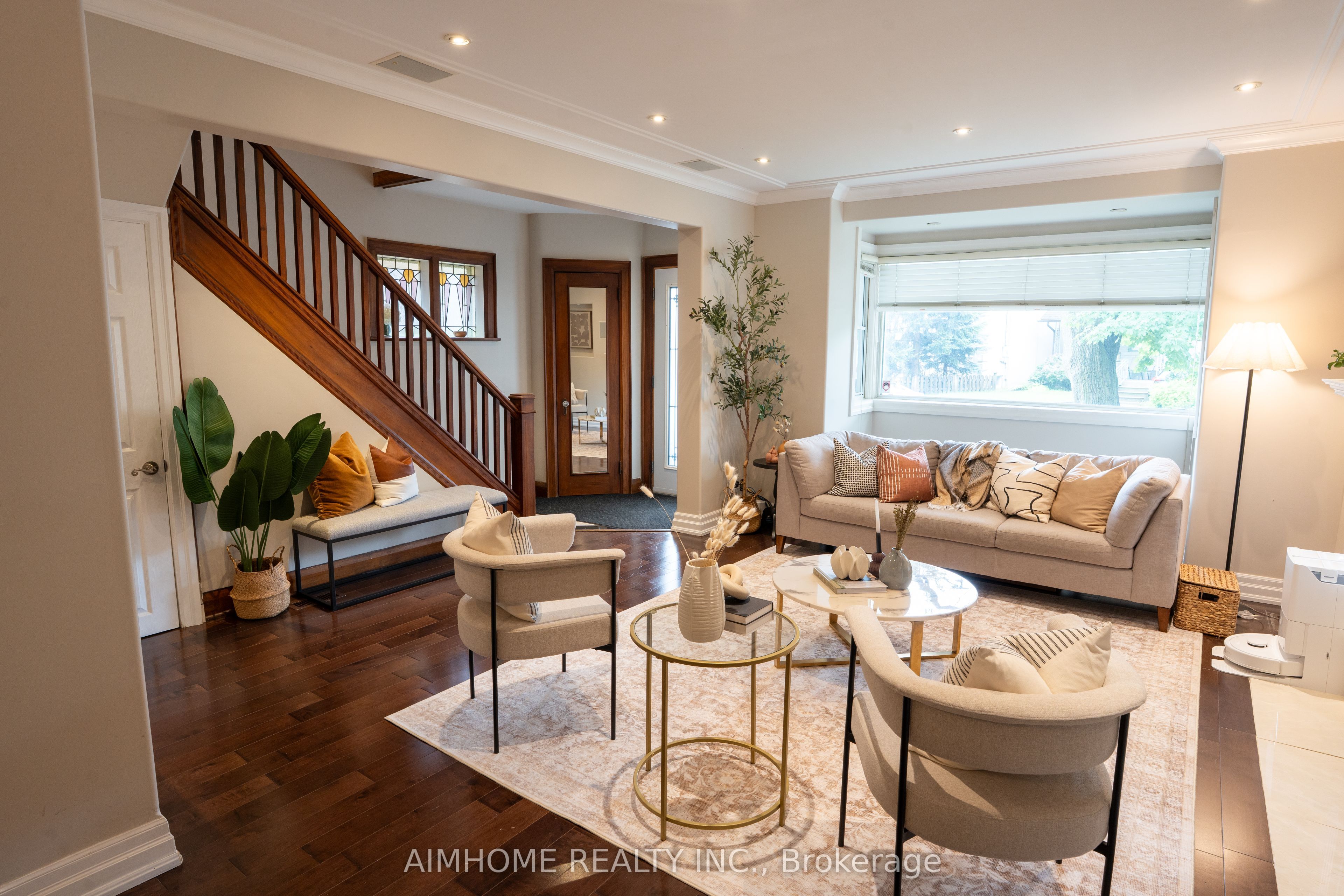 128 Hopedale Avenue, Toronto, ON M4K 3M7 photo 4