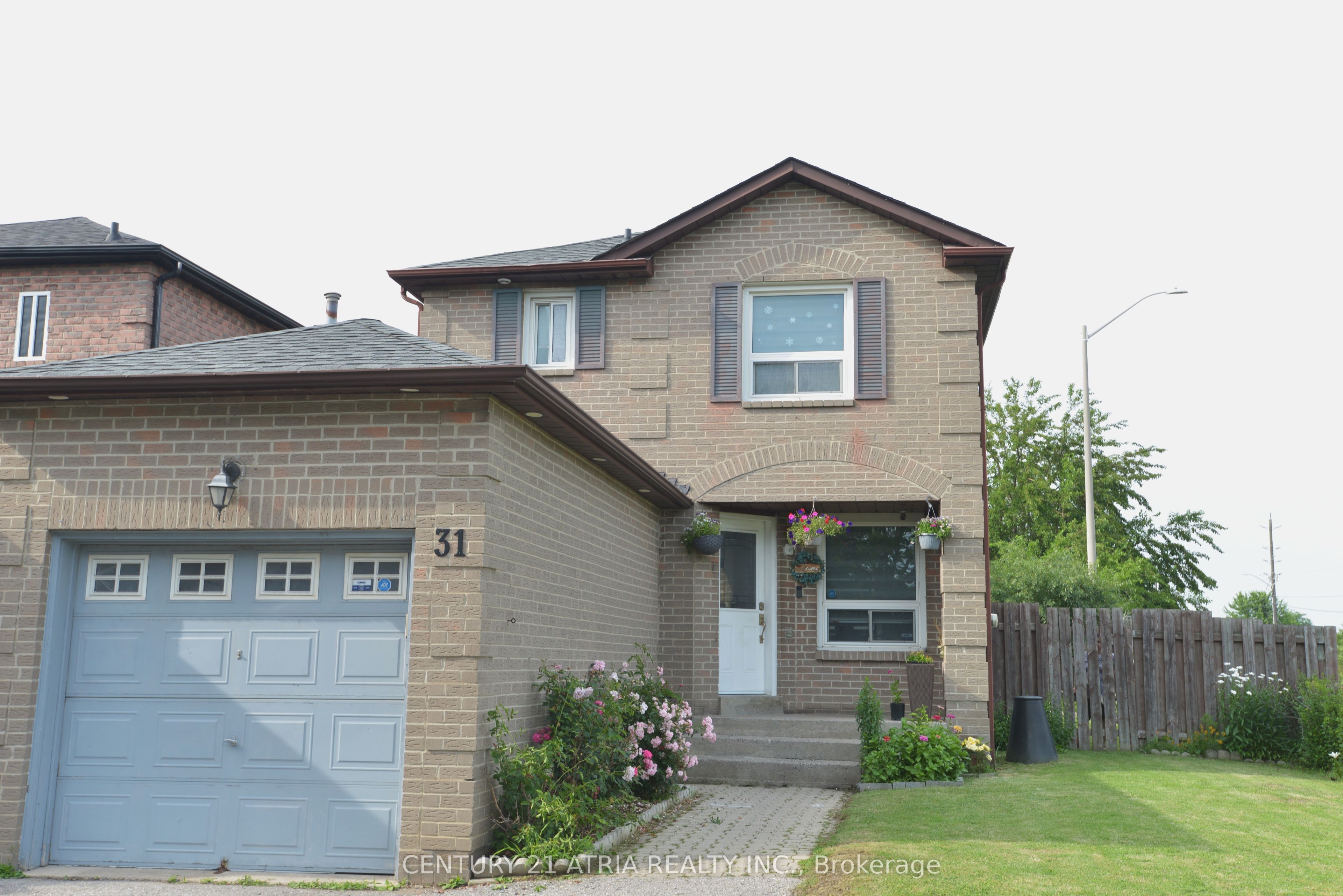 31 Carnelly Crescent, Ajax, ON L1T 2H5 photo 3