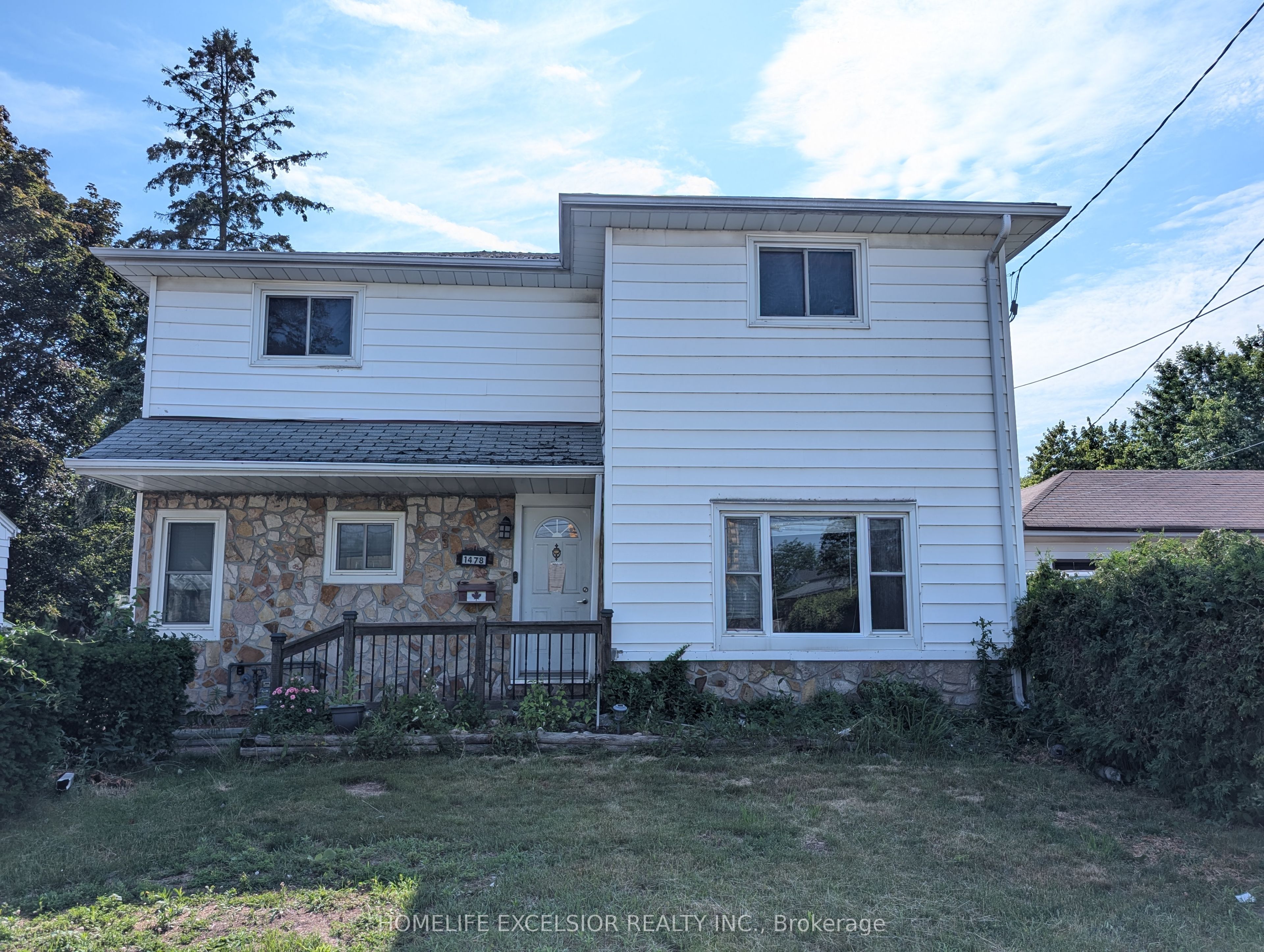 1478 Simcoe Street N, Oshawa, ON L1G 4X7