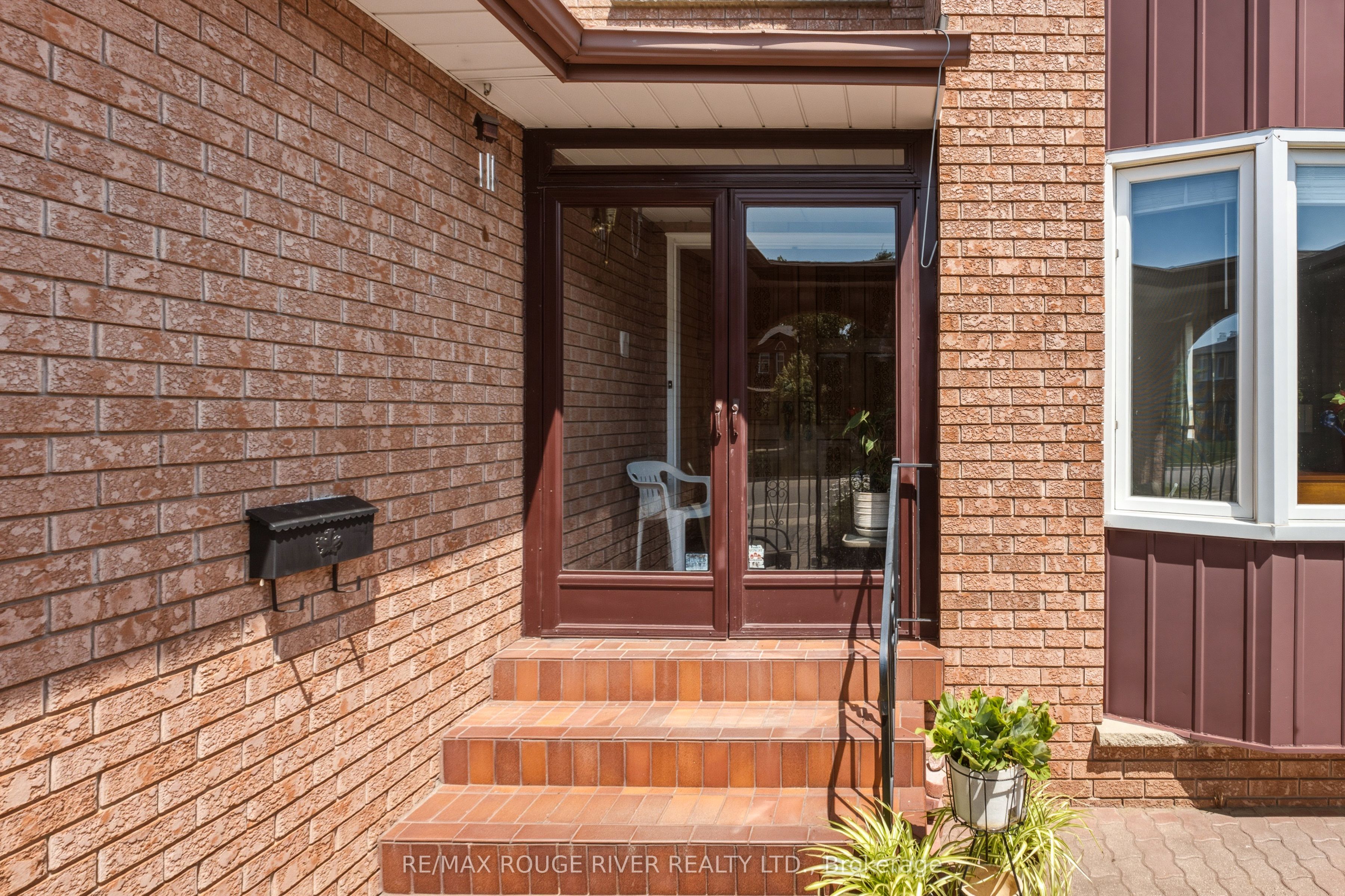 51 Sugarbush Square, Toronto, ON M1C 3M6 photo 5