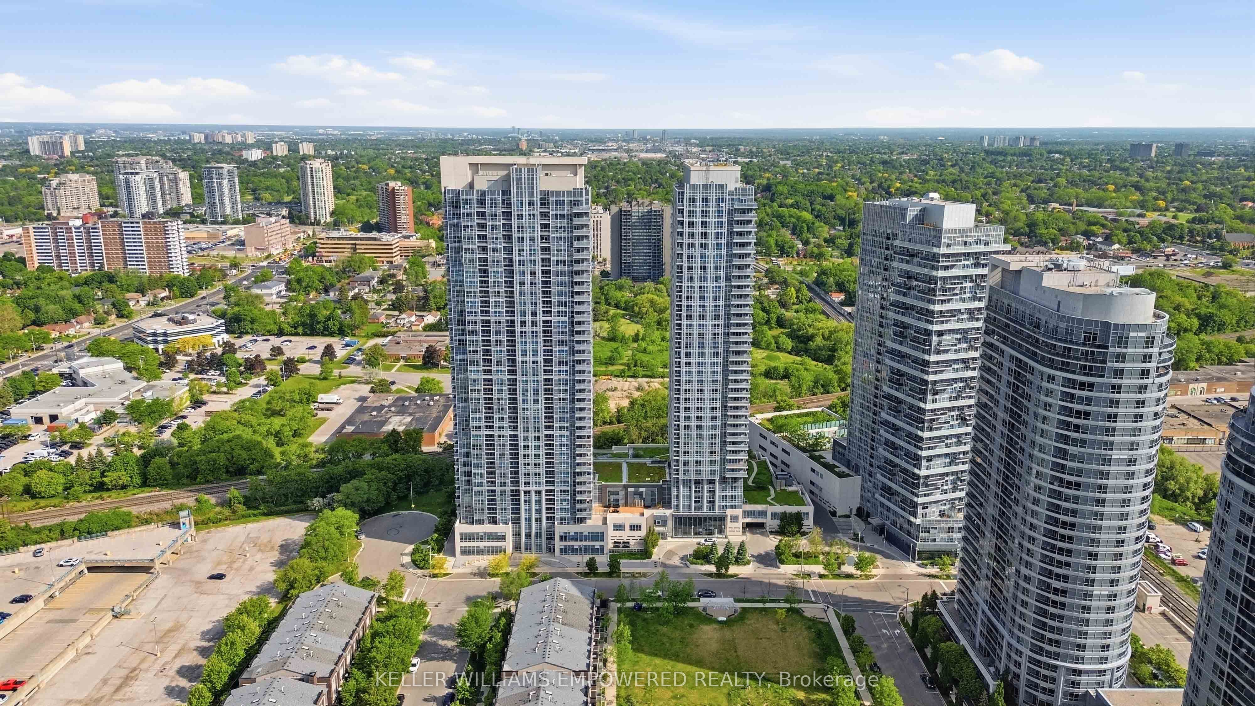 255 Village Green Square 3411, Toronto, ON M1S 0L7 photo 2