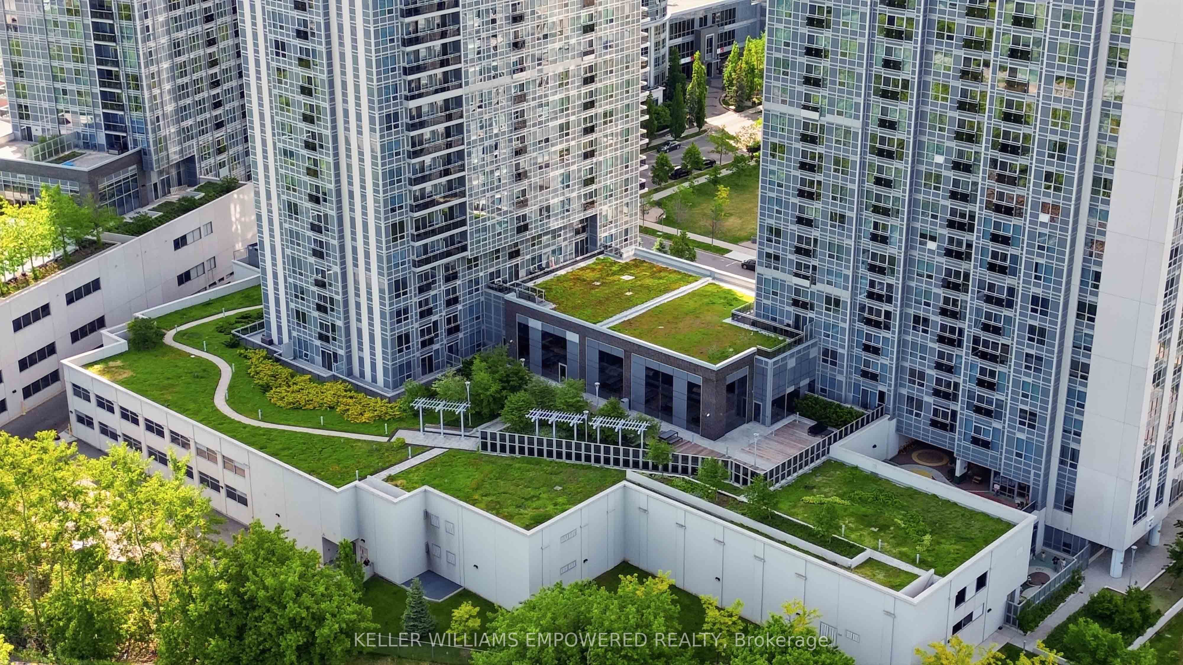 255 Village Green Square 3411, Toronto, ON M1S 0L7 photo 5