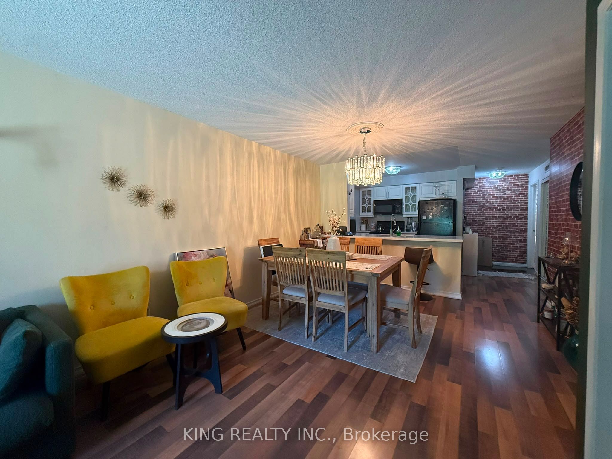 19 Petra Way 1, Whitby, ON L1R 0A6 photo 5
